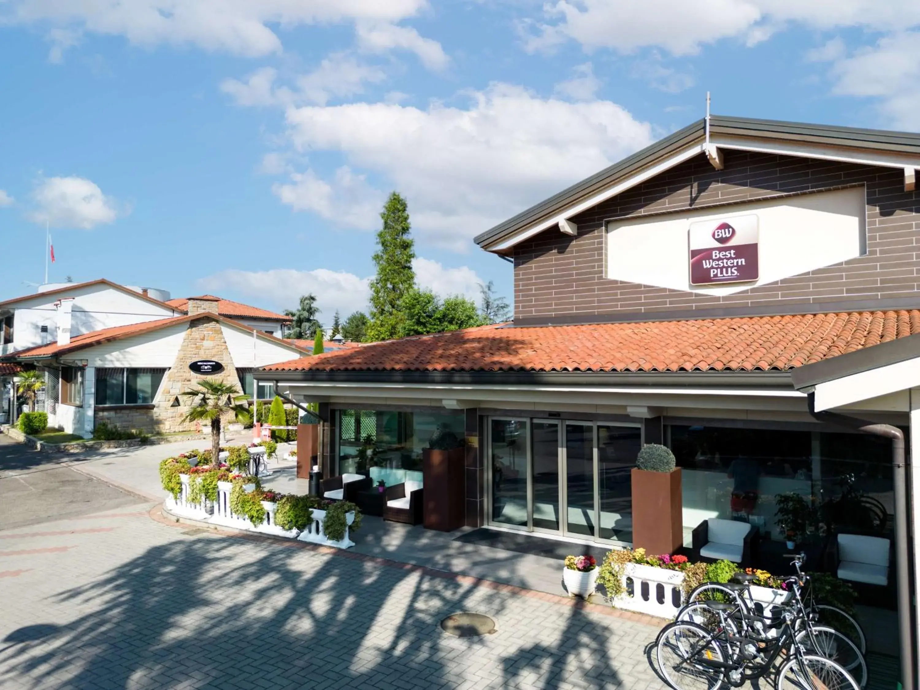 Property building in Best Western Plus Hotel Modena Resort Property building in Best Western Plus Hotel Modena Resort