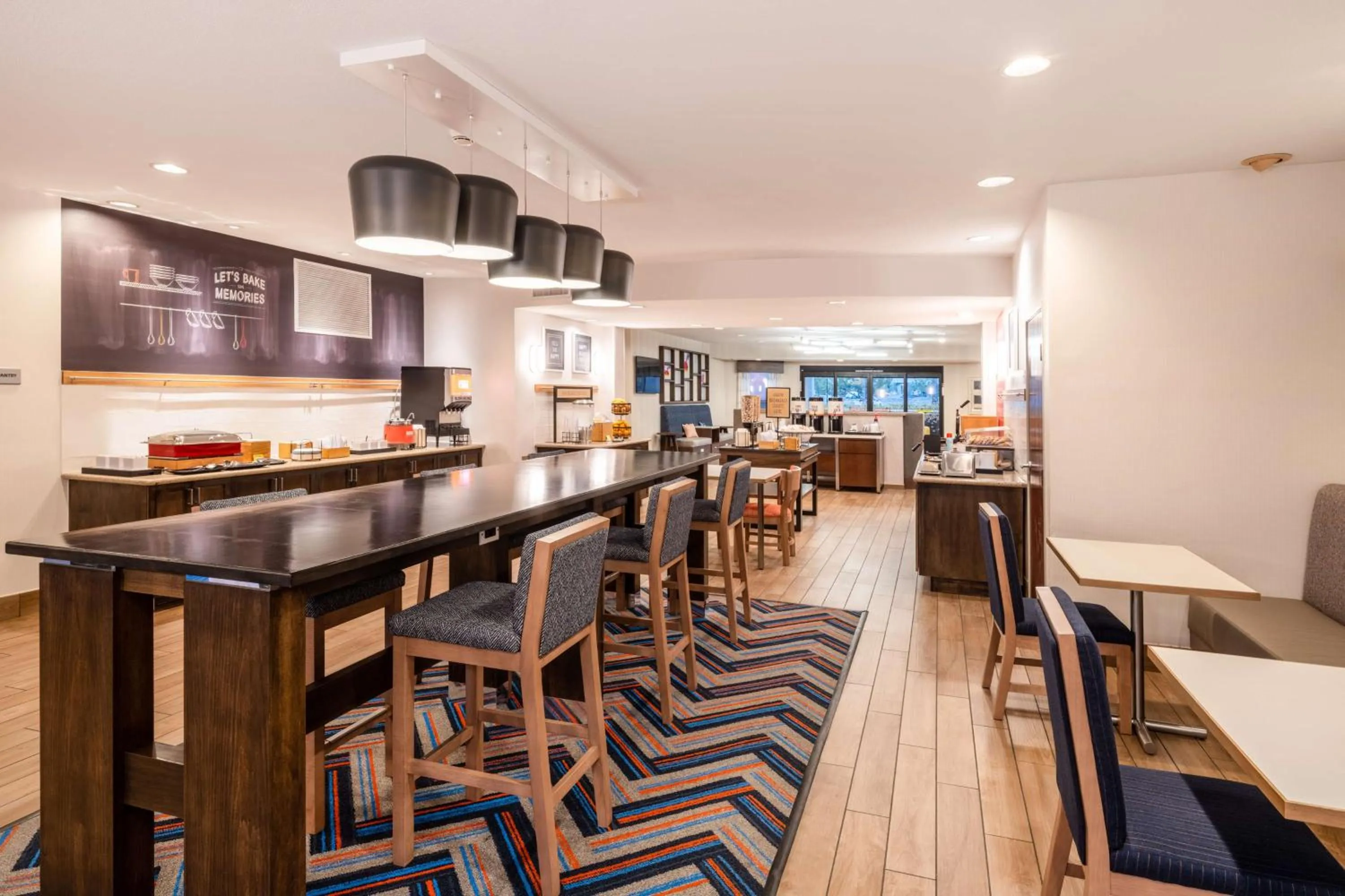 Breakfast in Hampton Inn by Hilton Irvine East - Lake Forest