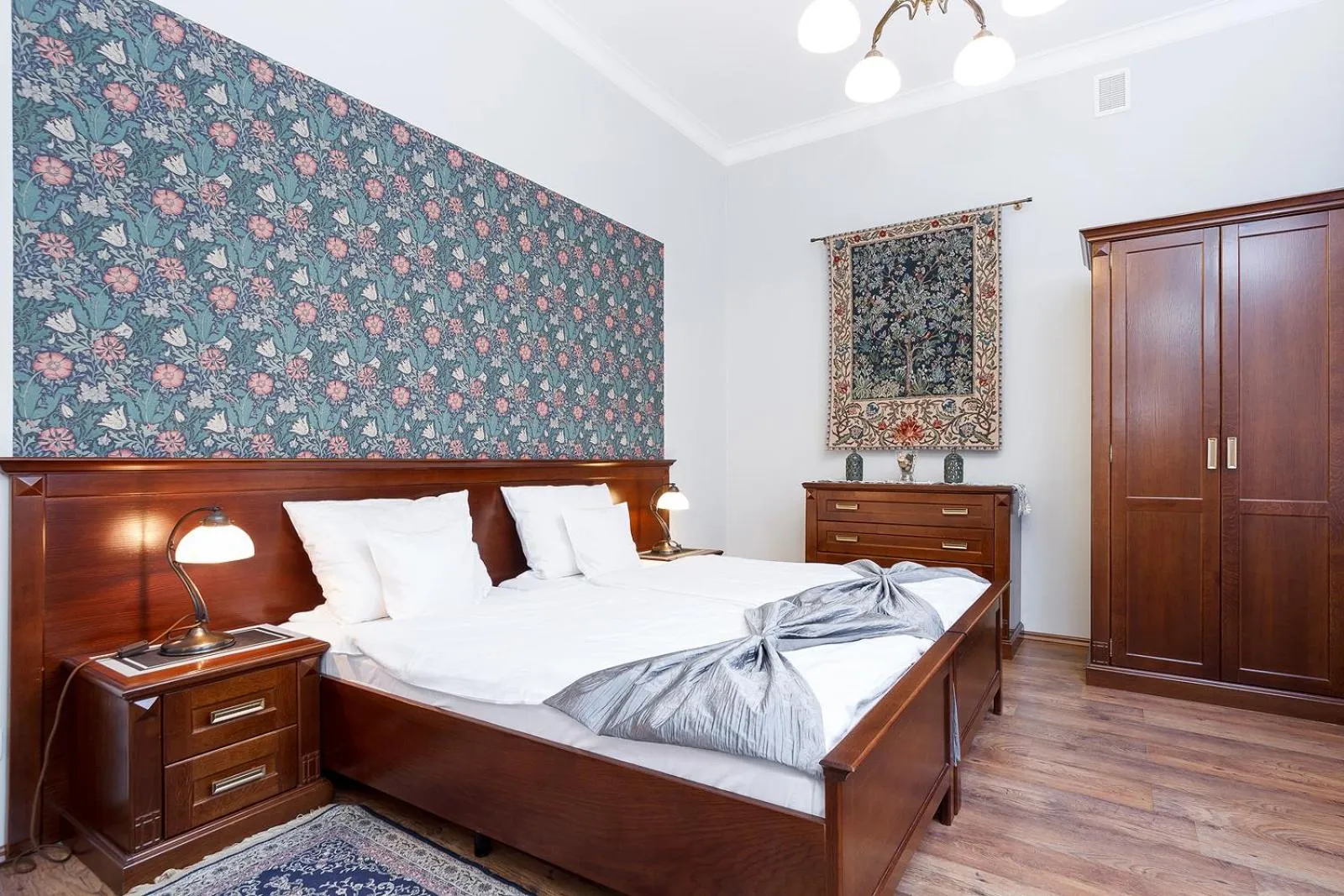 Photo of the whole room, Bed in Elegant Apartments