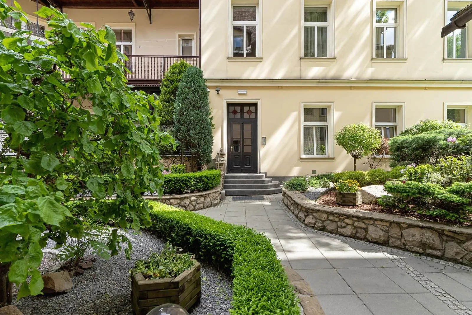 Inner courtyard view in Elegant Apartments