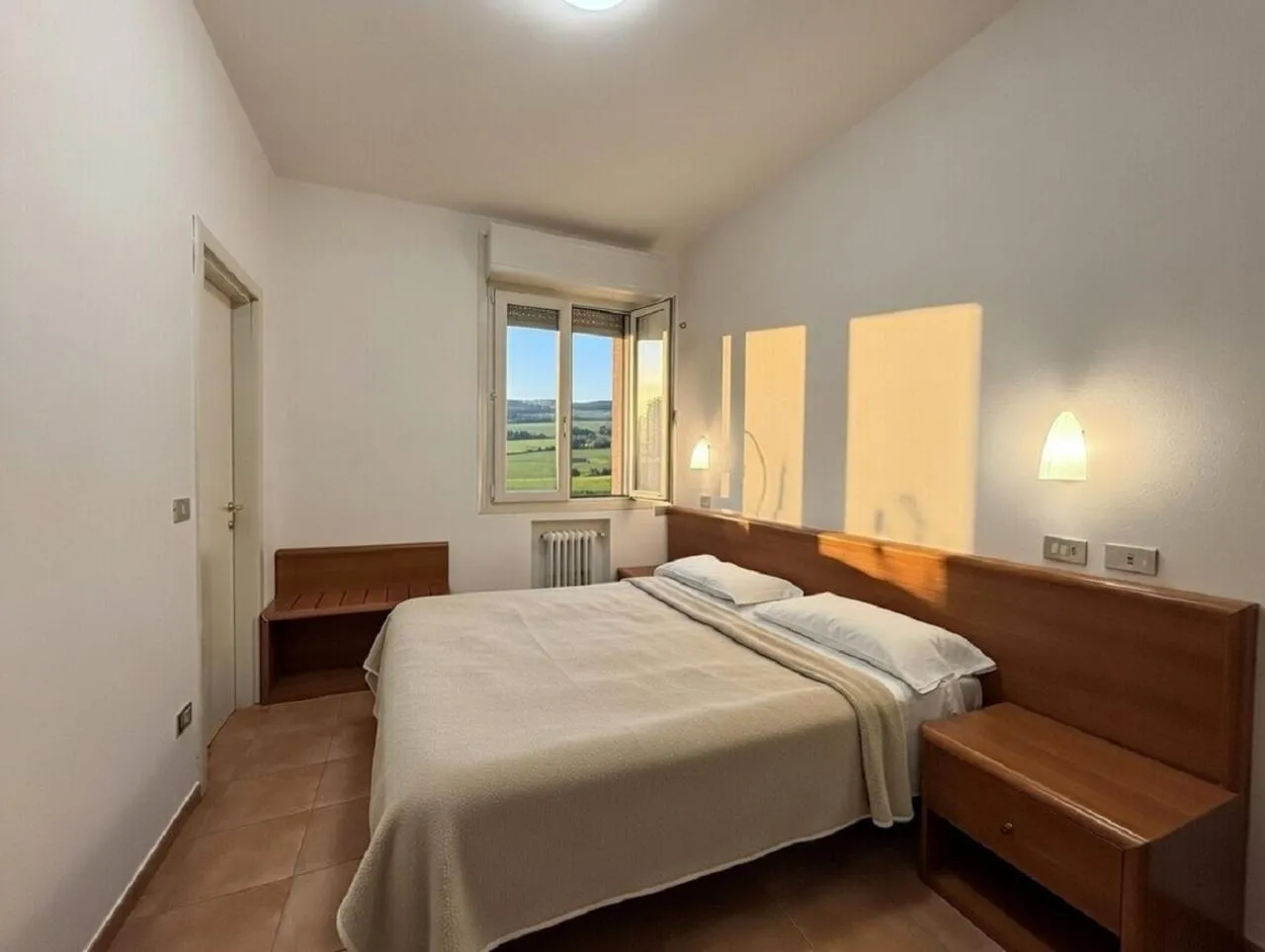 Bedroom, Bed in Hotel Serena