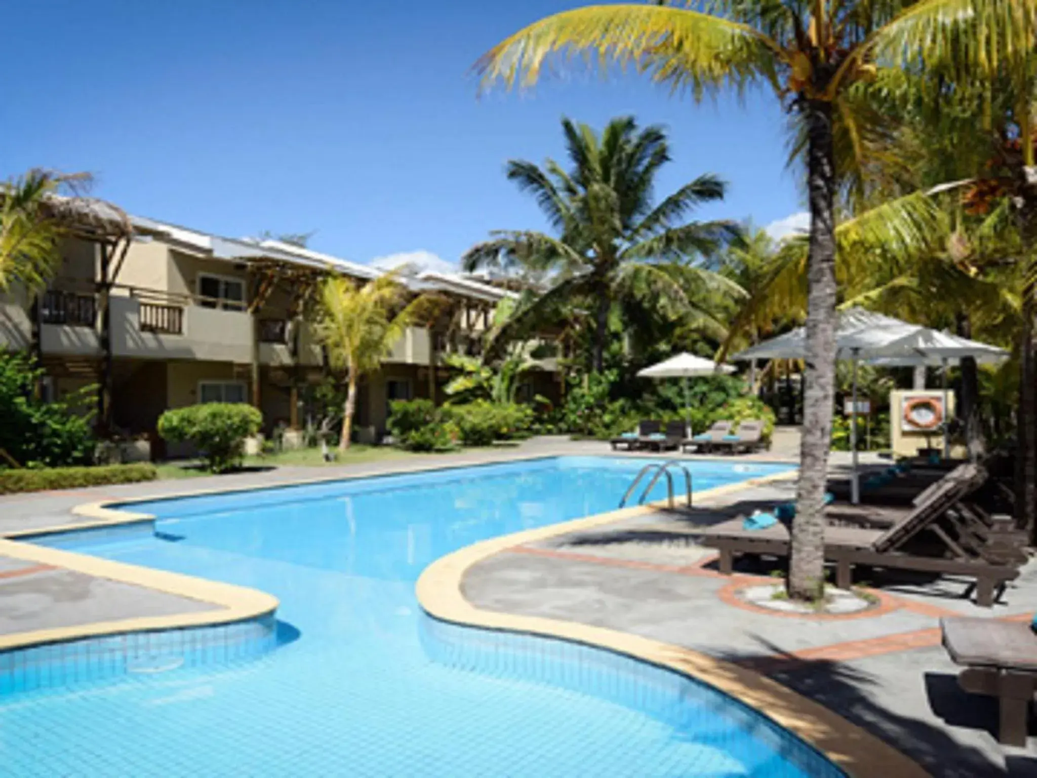 Property building in Friday Attitude Property building in Friday Attitude