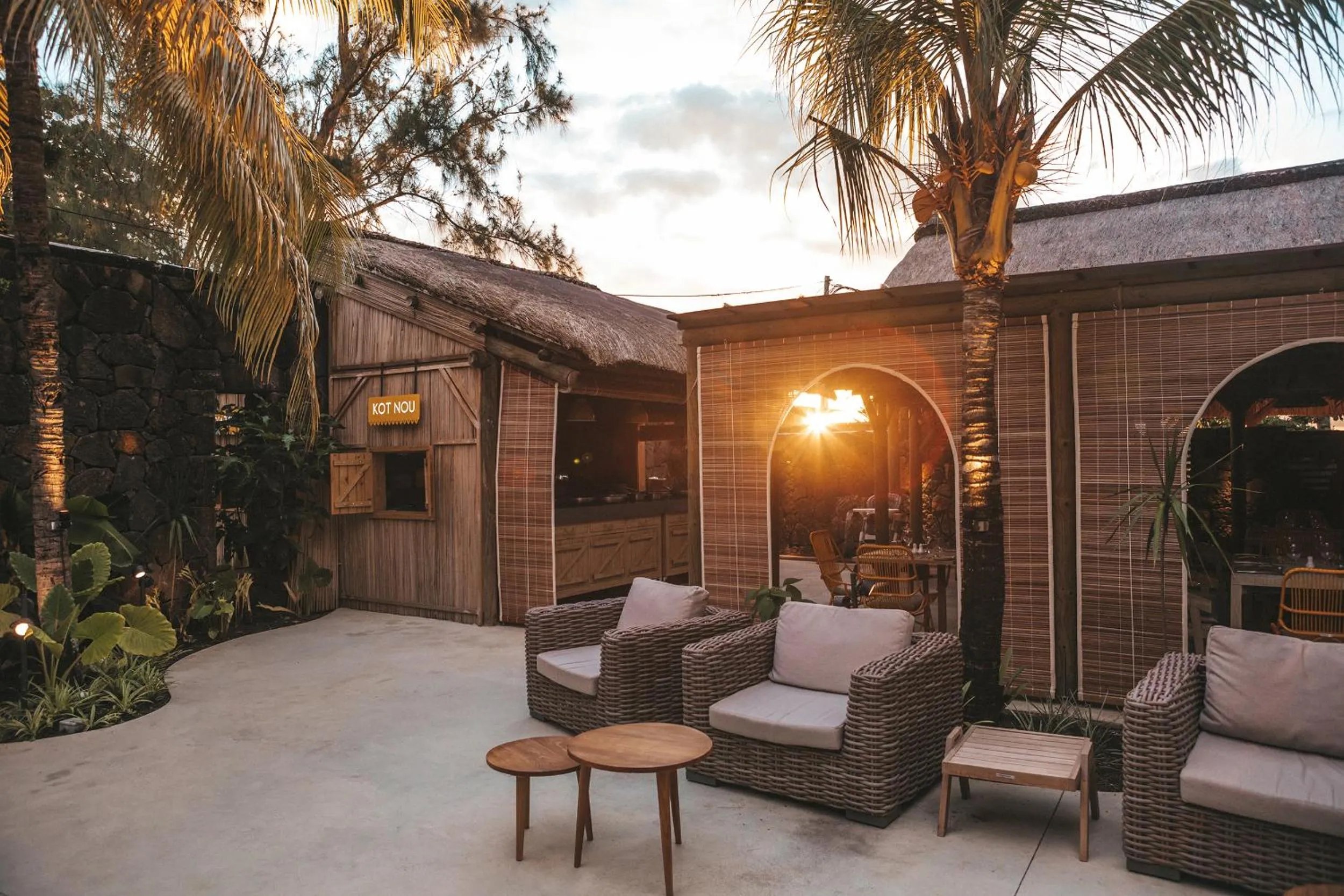 Restaurant/places to eat in Friday Attitude