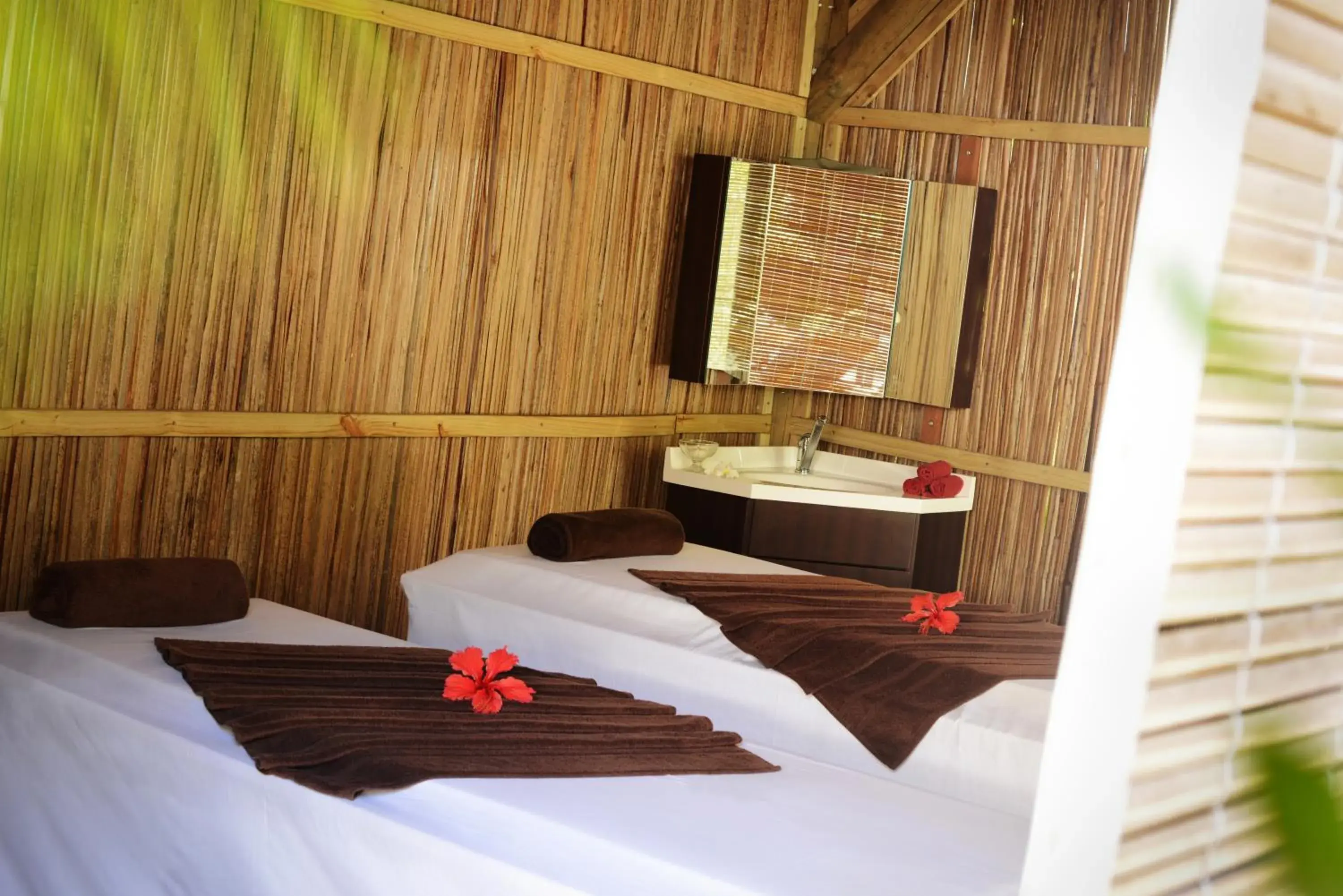 Spa and wellness centre/facilities, Bed in Friday Attitude Spa and wellness centre/facilities, Bed in Friday Attitude