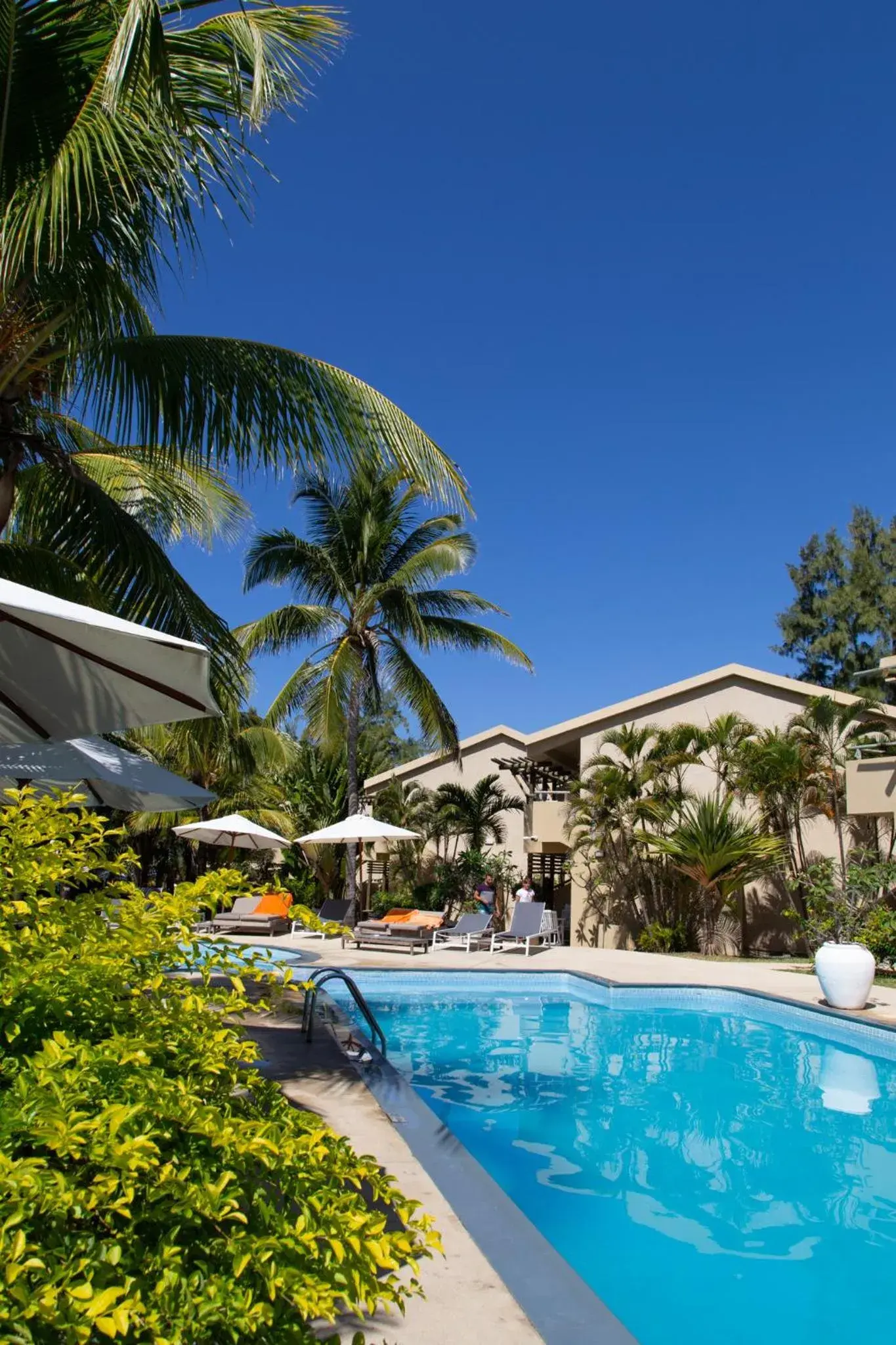 Property building in Friday Attitude Property building in Friday Attitude