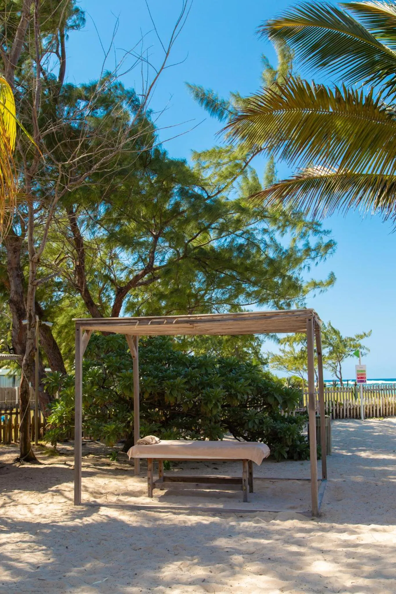 Massage in Friday Attitude