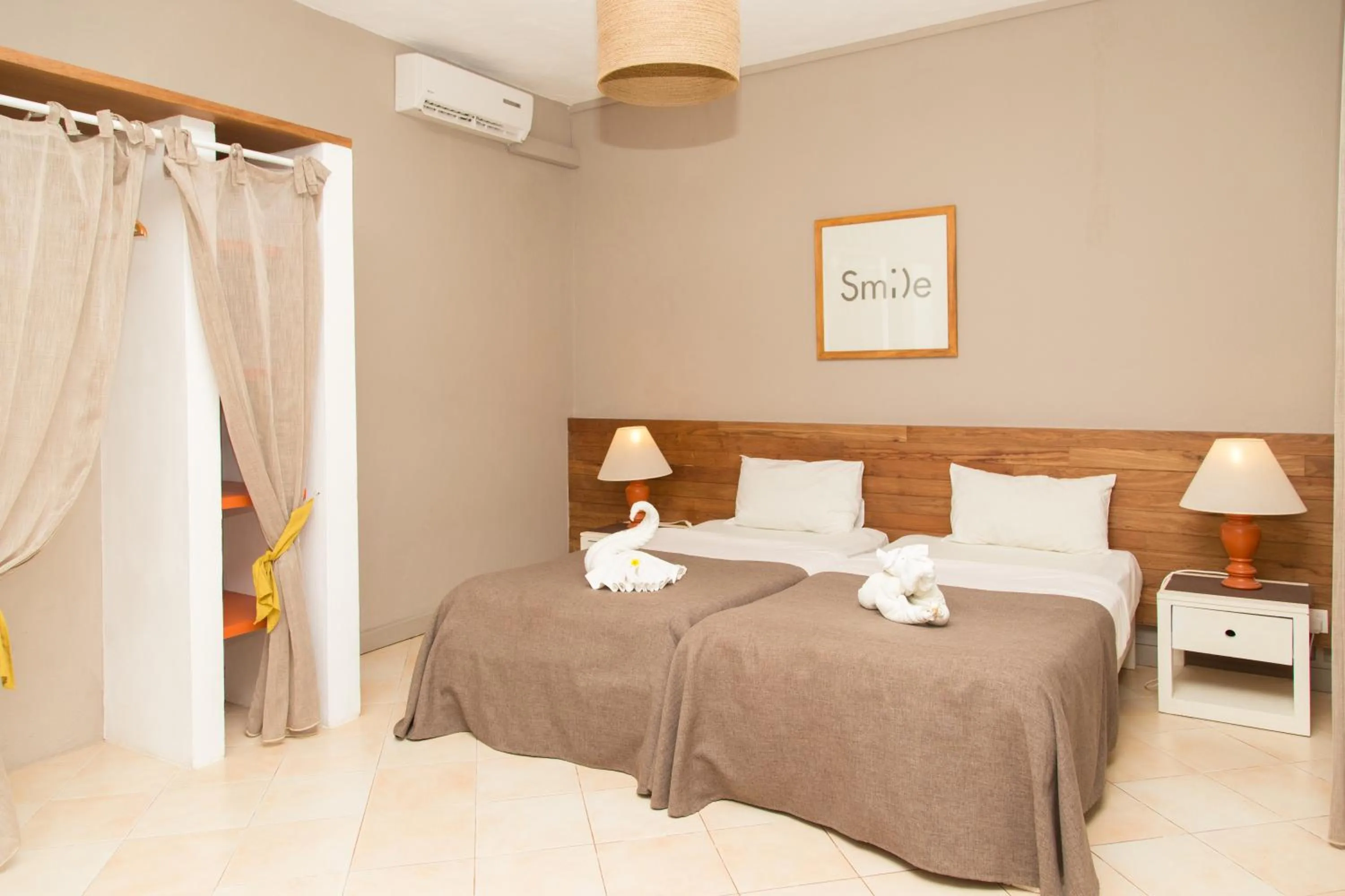 Bed in Friday Attitude