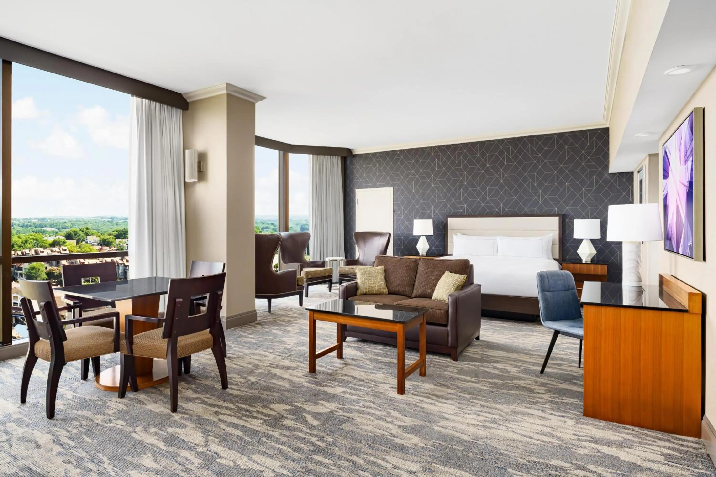 Bed in Hilton Charlotte University Place