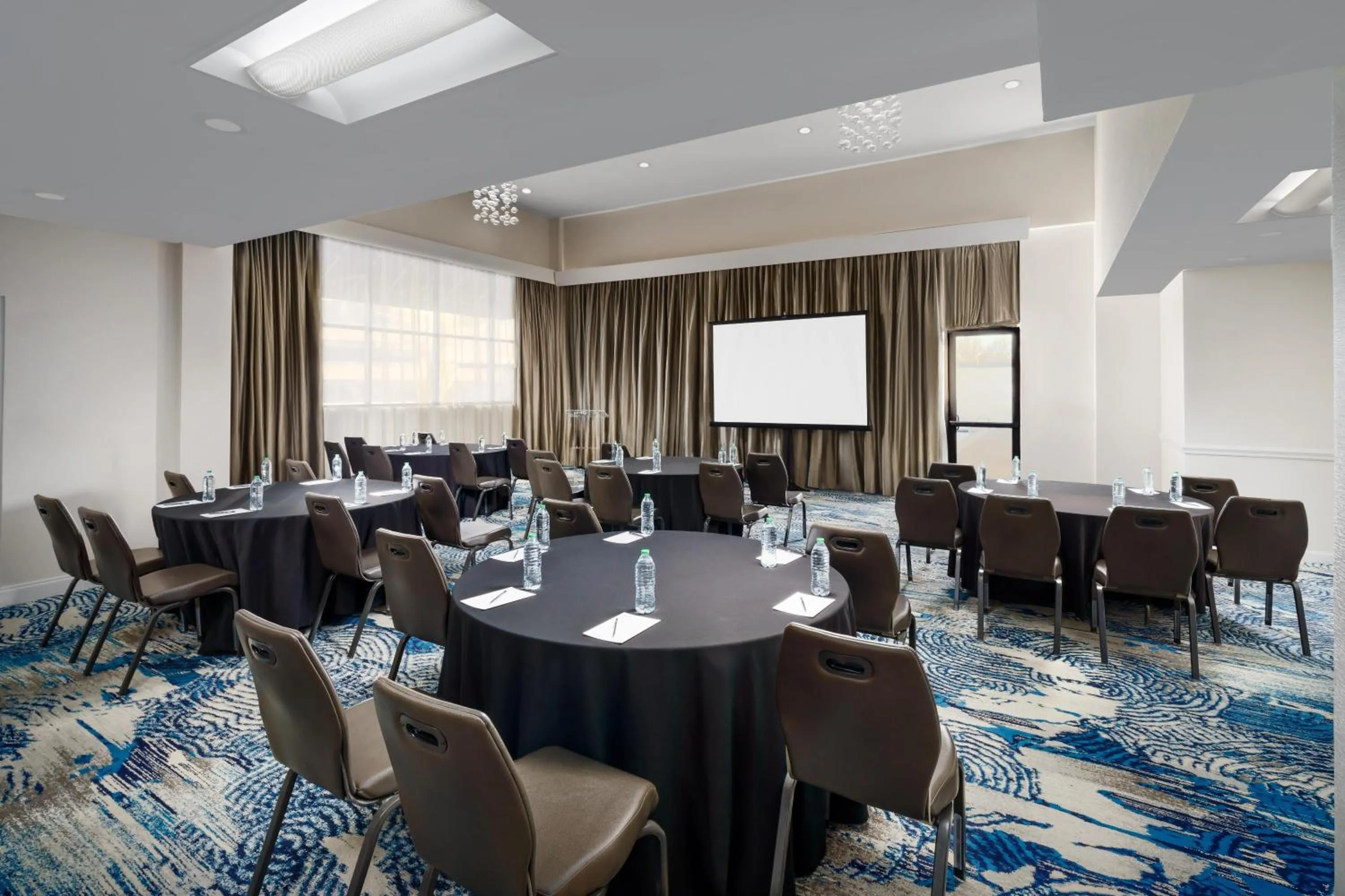 Meeting/conference room in Hilton Charlotte University Place