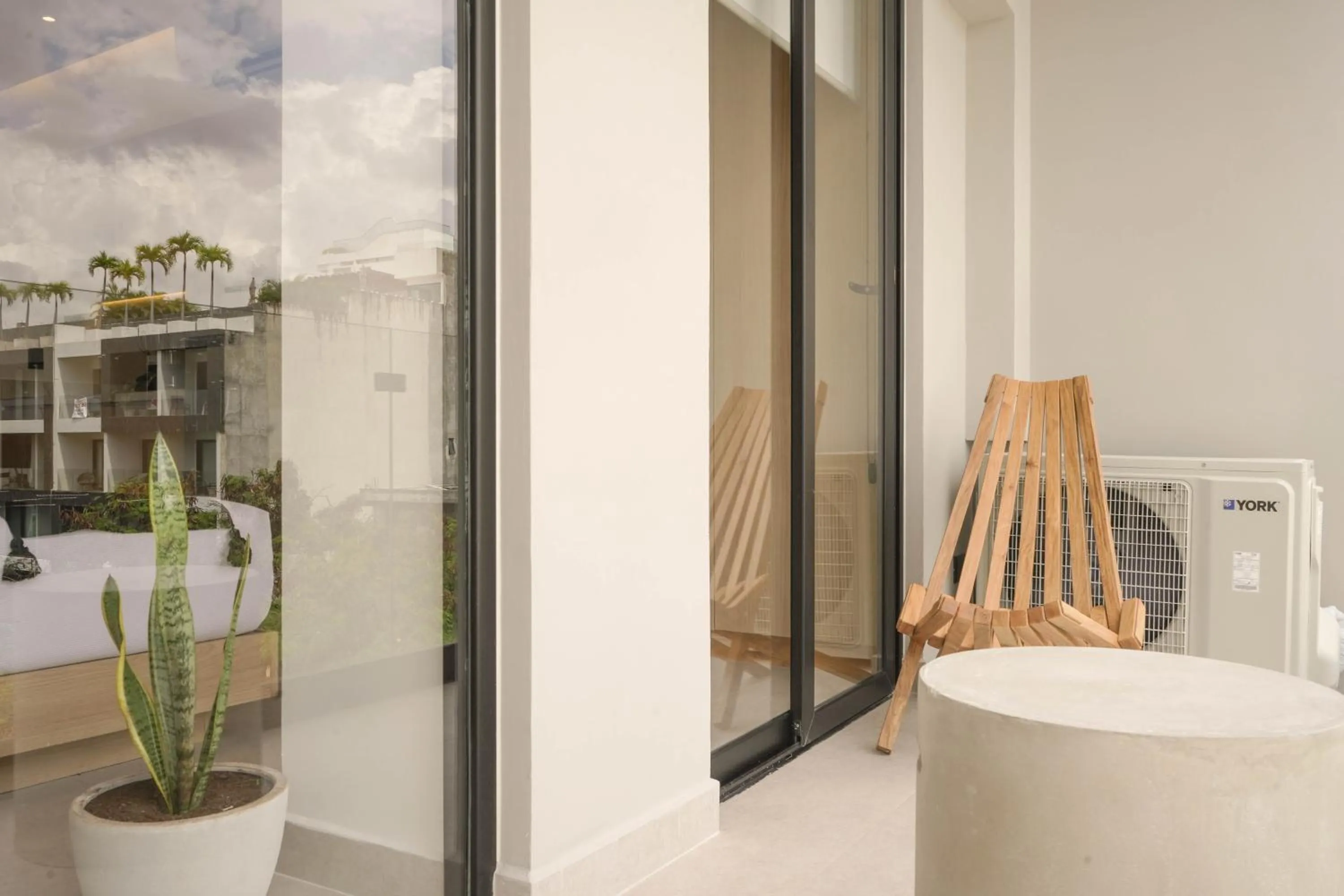 Macondo Quinta Avenida Residences