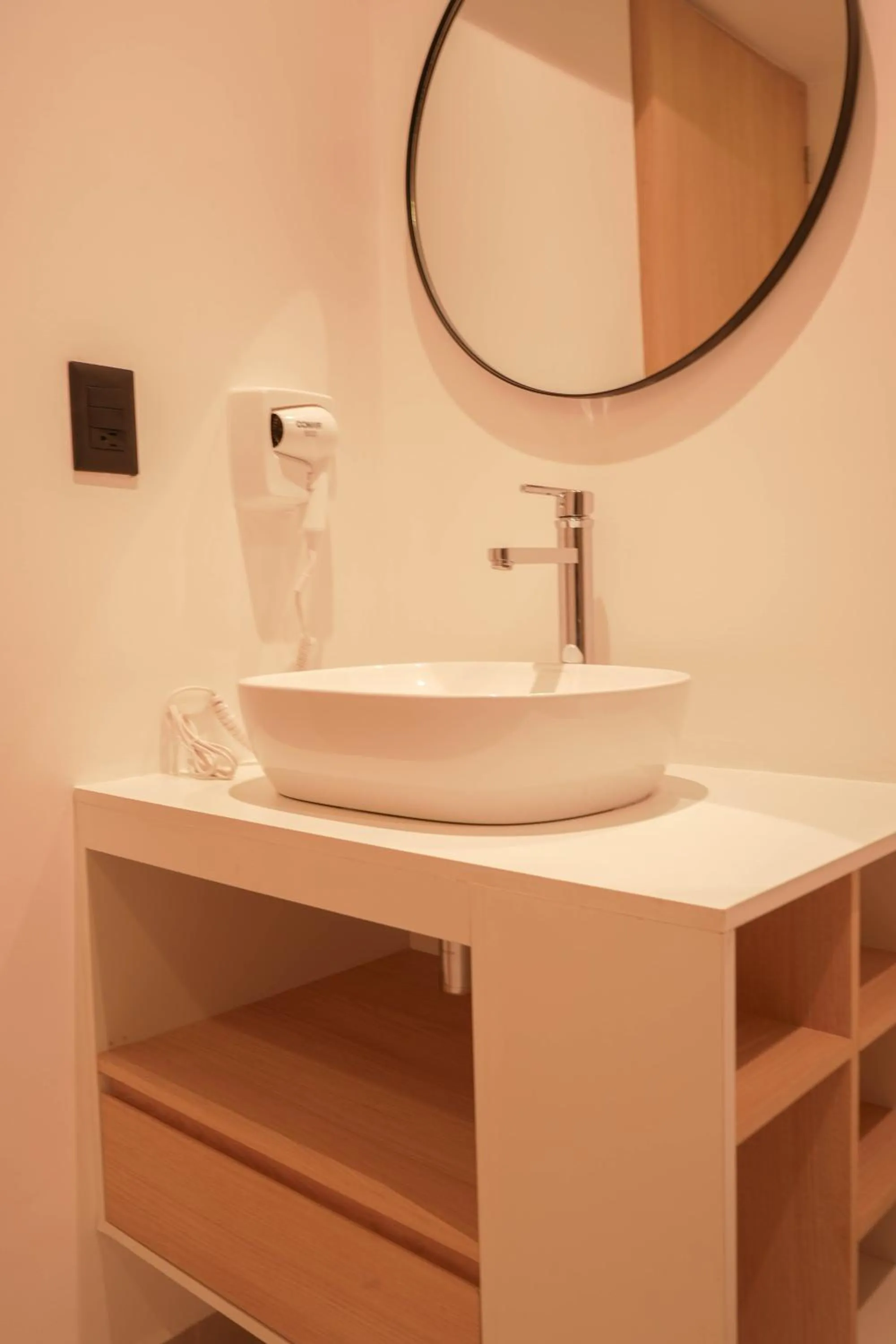 hair dryier in Macondo Quinta Avenida Residences