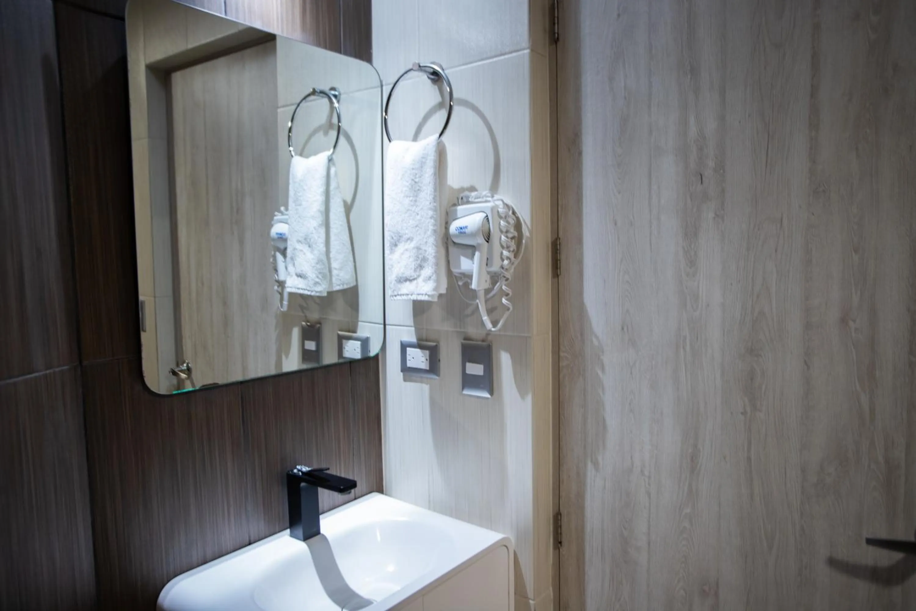 Bathroom in Macondo Quinta Avenida Residences