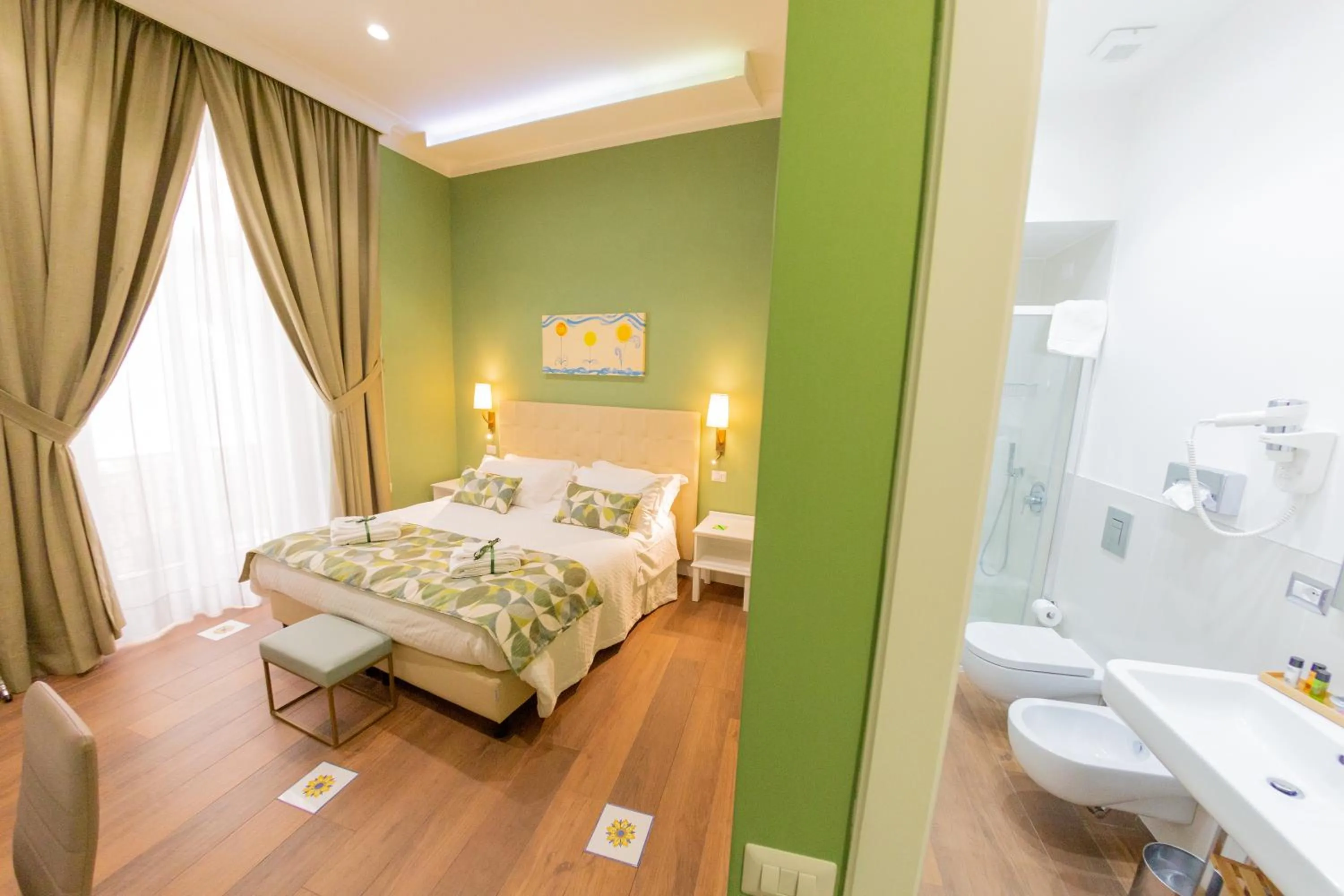 Bedroom, Bed in Suite CuoreNapoletano