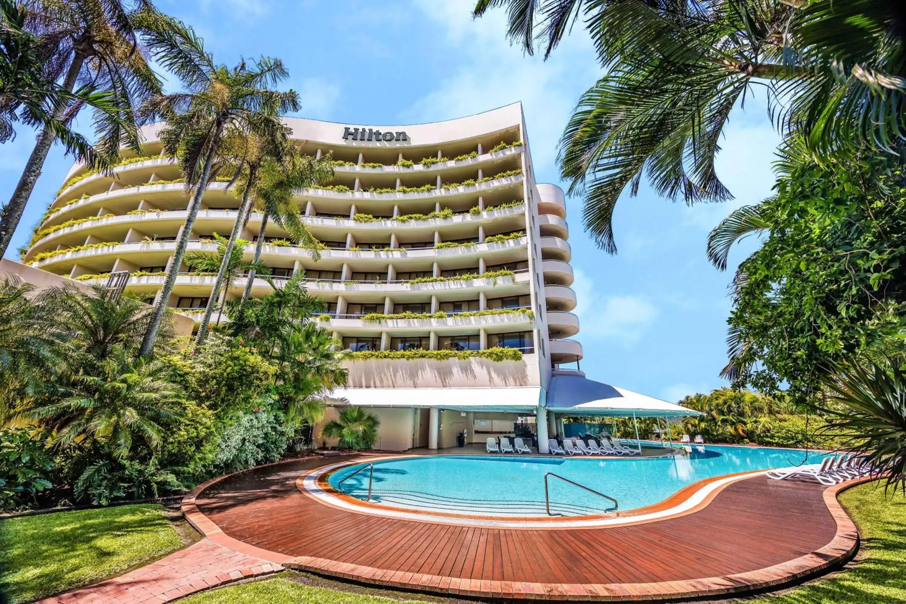 Property building in Hilton Cairns Property building in Hilton Cairns