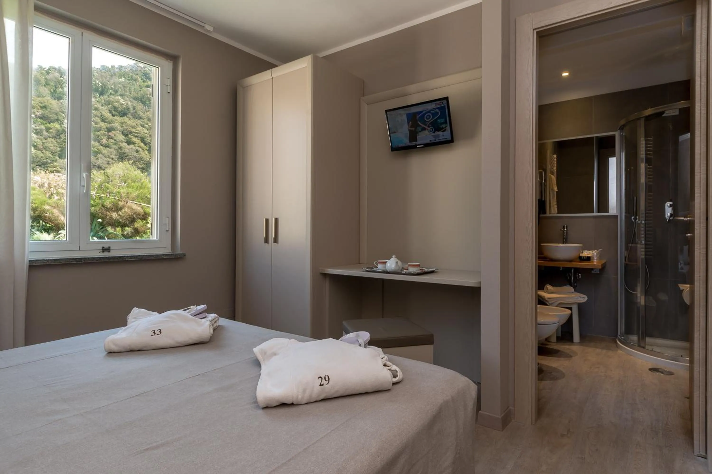 Superior Double Room with Mountain View - single occupancy in Hotel 4 Venti spa & wellness