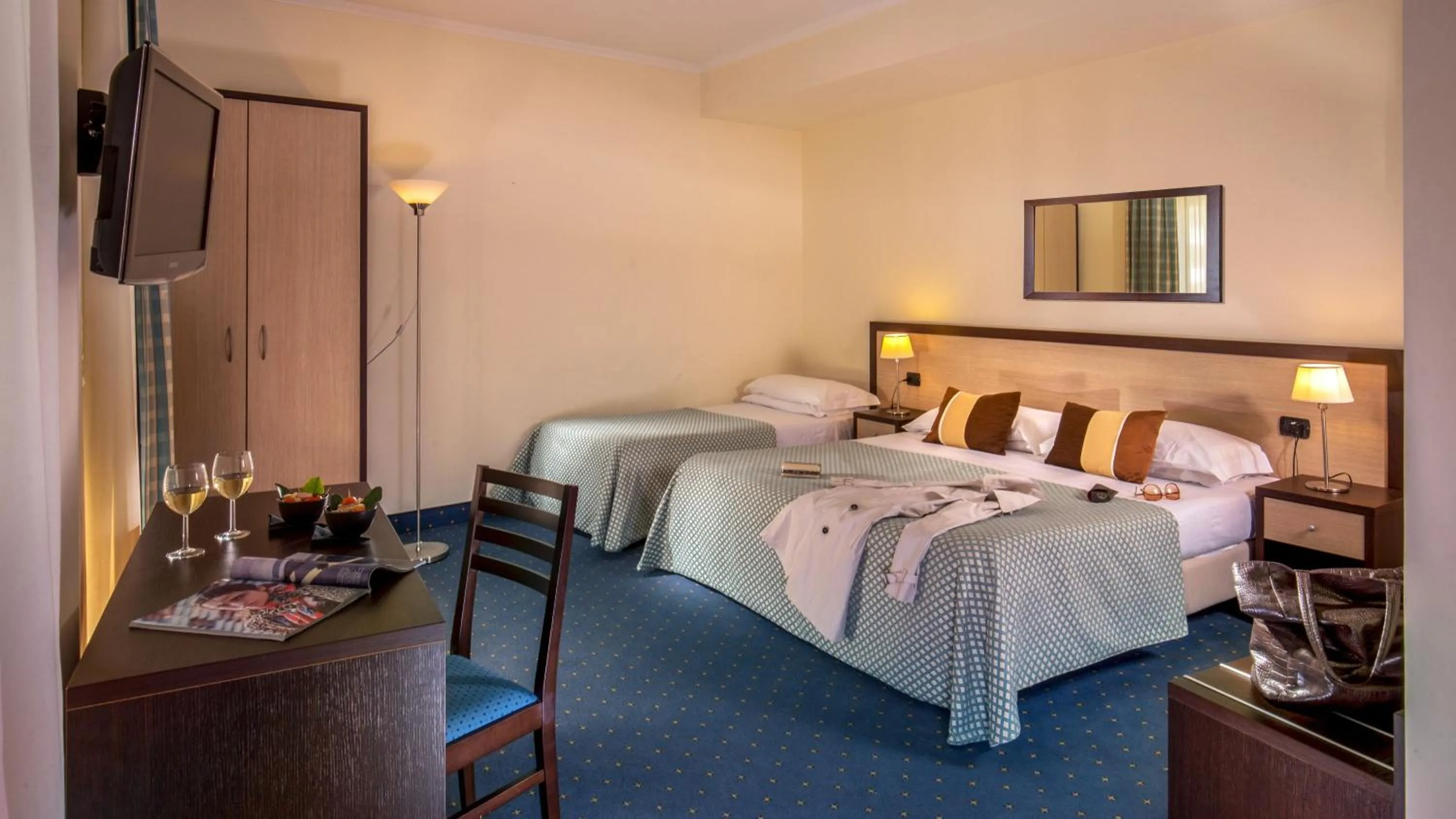 Photo of the whole room, Bed in Resort La Rocchetta