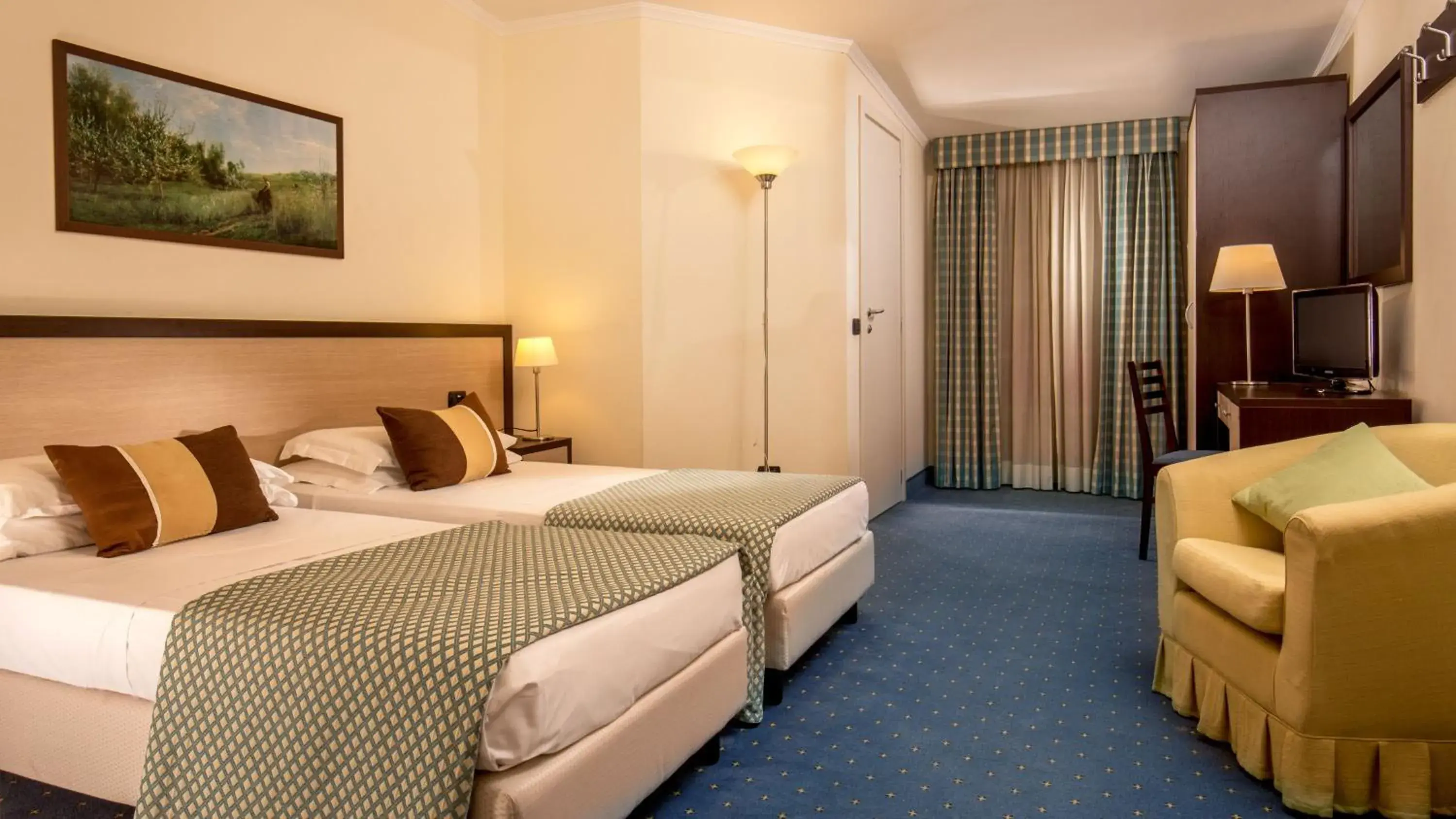 Double or Twin Room in Resort La Rocchetta Double or Twin Room in Resort La Rocchetta