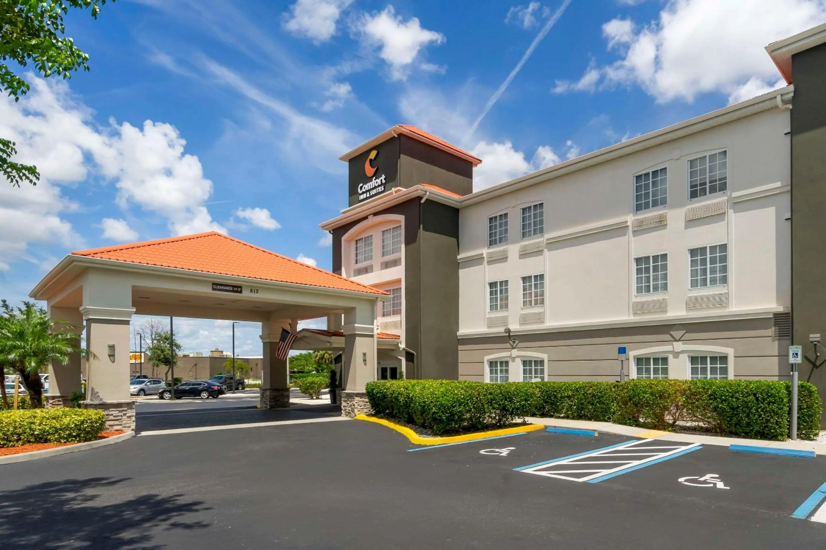 Property building in Comfort Inn & Suites Port Charlotte-Punta Gorda