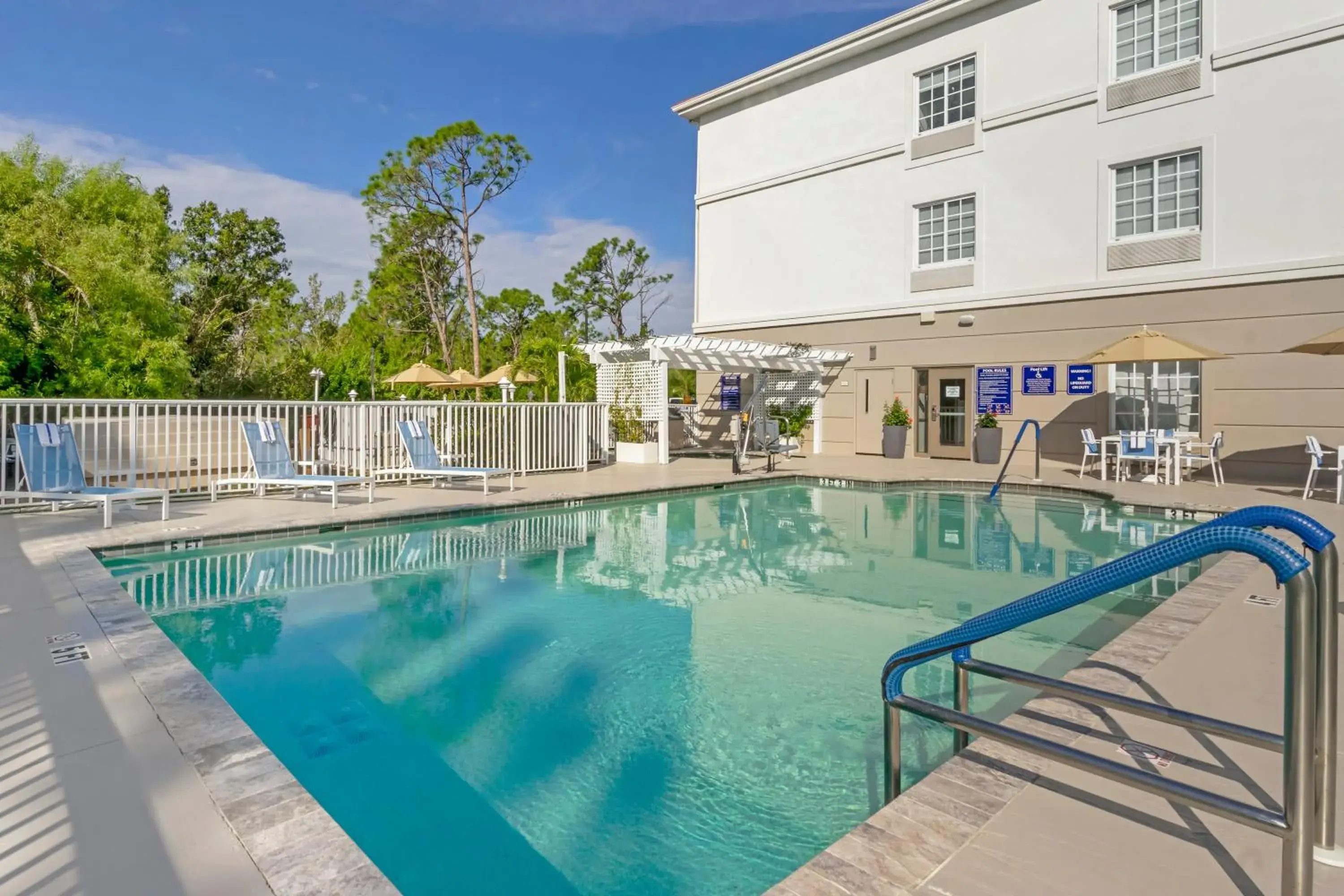 Swimming pool in Comfort Inn & Suites Port Charlotte-Punta Gorda Swimming pool in Comfort Inn & Suites Port Charlotte-Punta Gorda