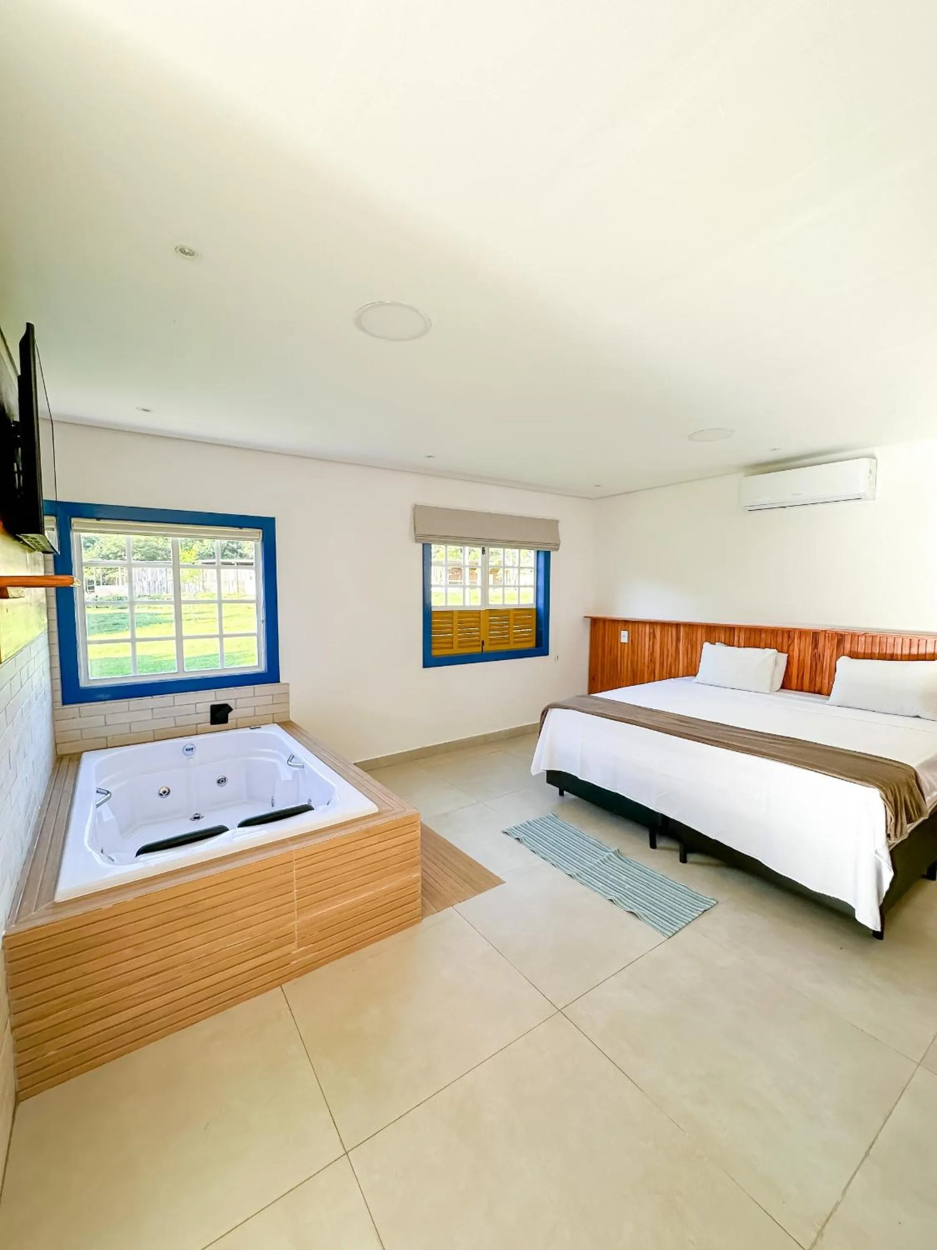 Quadruple Room with Bath in Hotel Pontal de Tiradentes