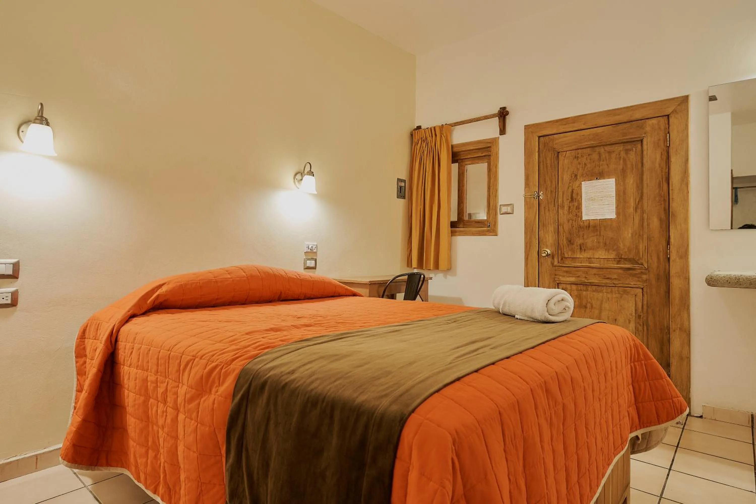 Bed in Hotel Cervantino