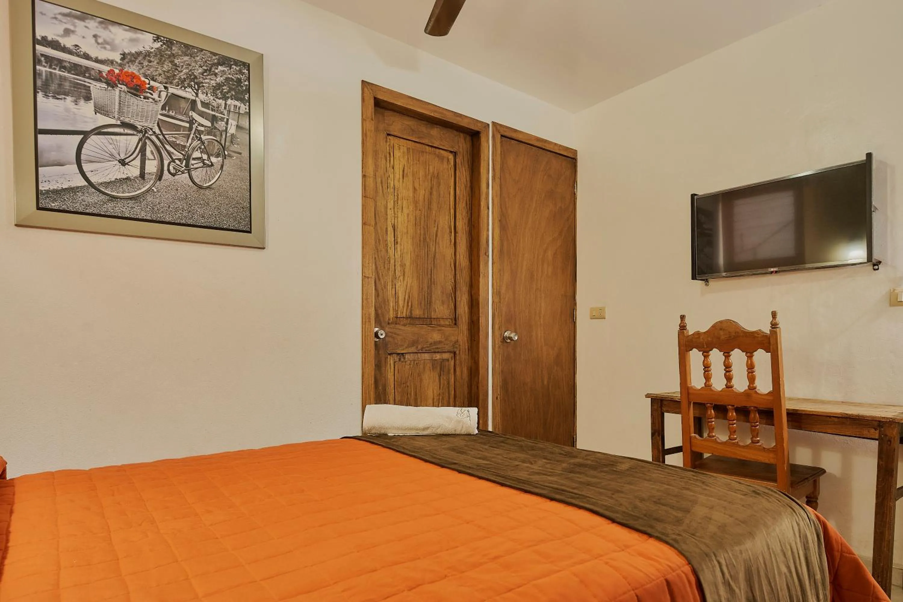 Bed in Hotel Cervantino