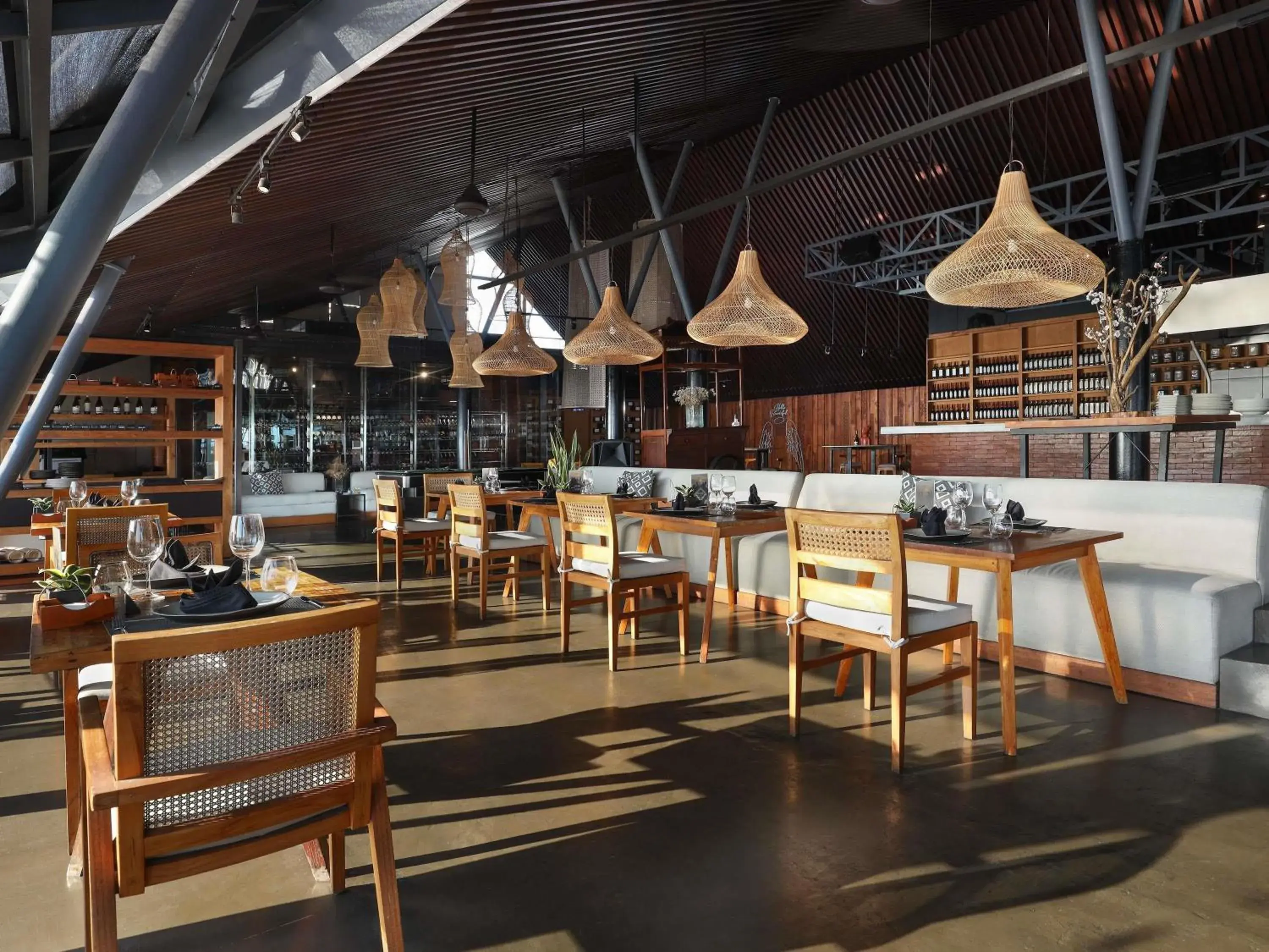 Restaurant/places to eat in Grand Seminyak Lifestyle Boutique Bali Resort Restaurant/places to eat in Grand Seminyak Lifestyle Boutique Bali Resort