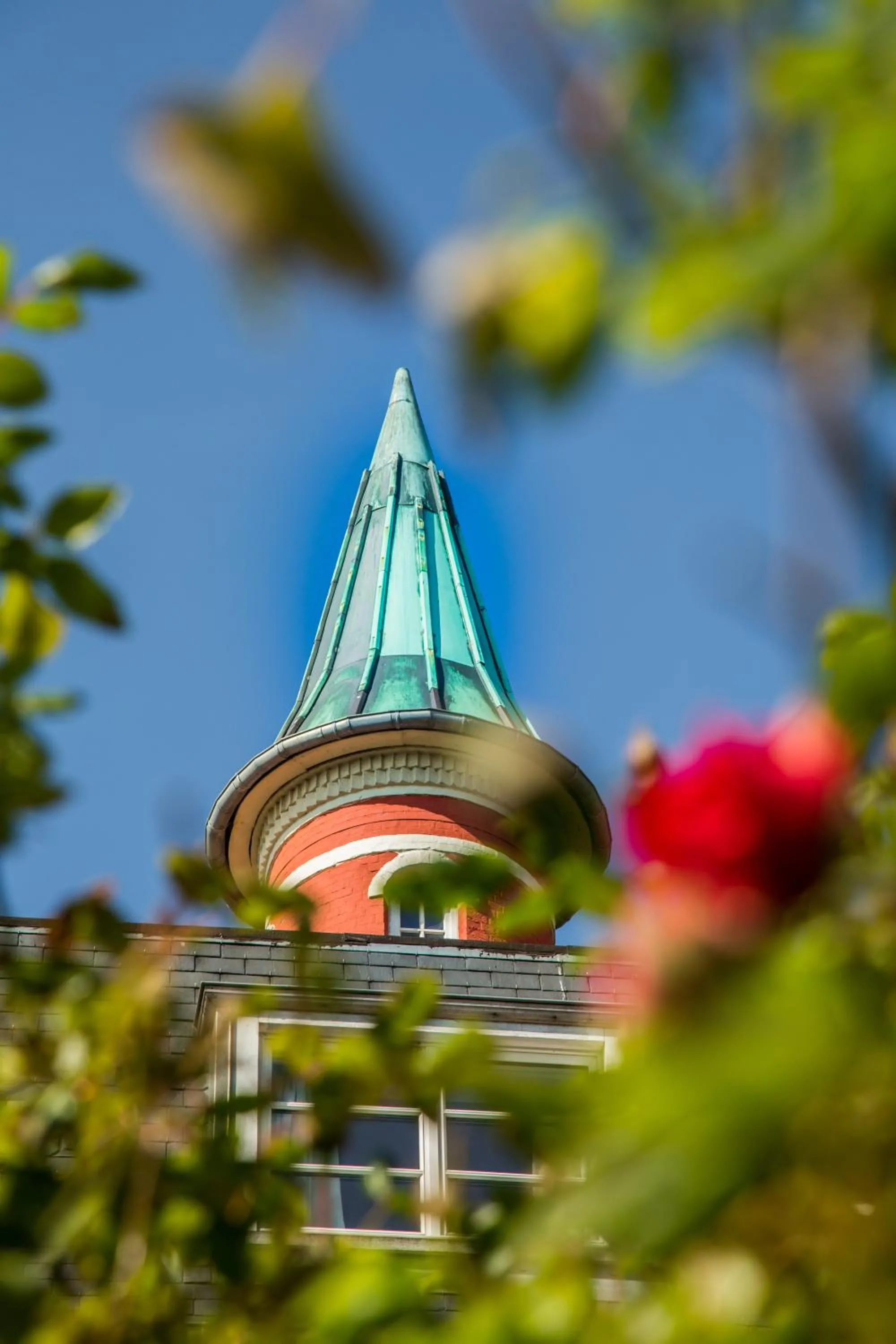 Facade/entrance in Hotel Restaurant Les Tourelles