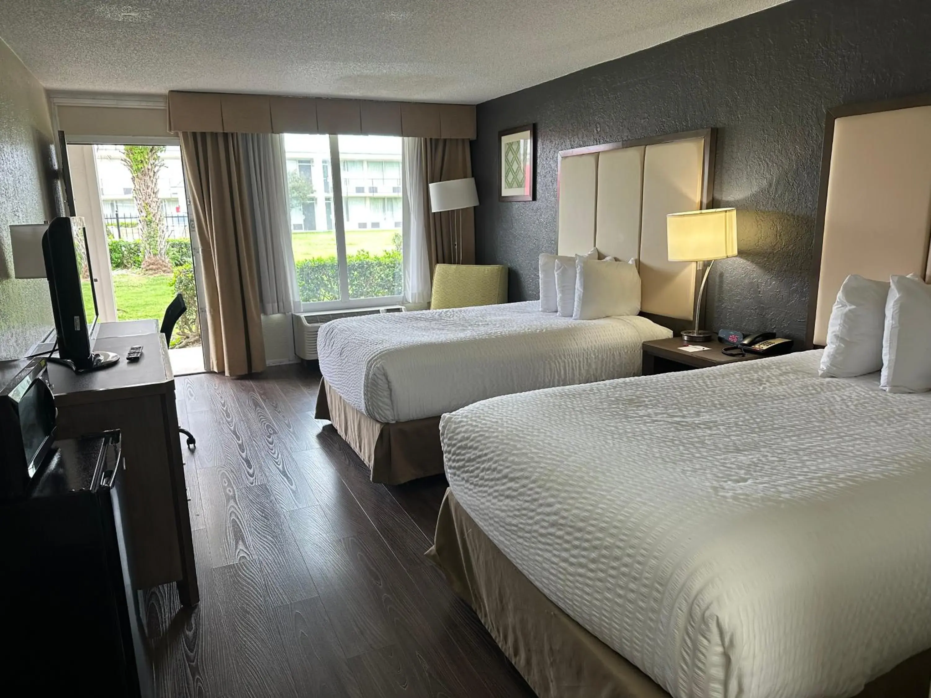 Bed in Ramada by Wyndham Houma Bed in Ramada by Wyndham Houma