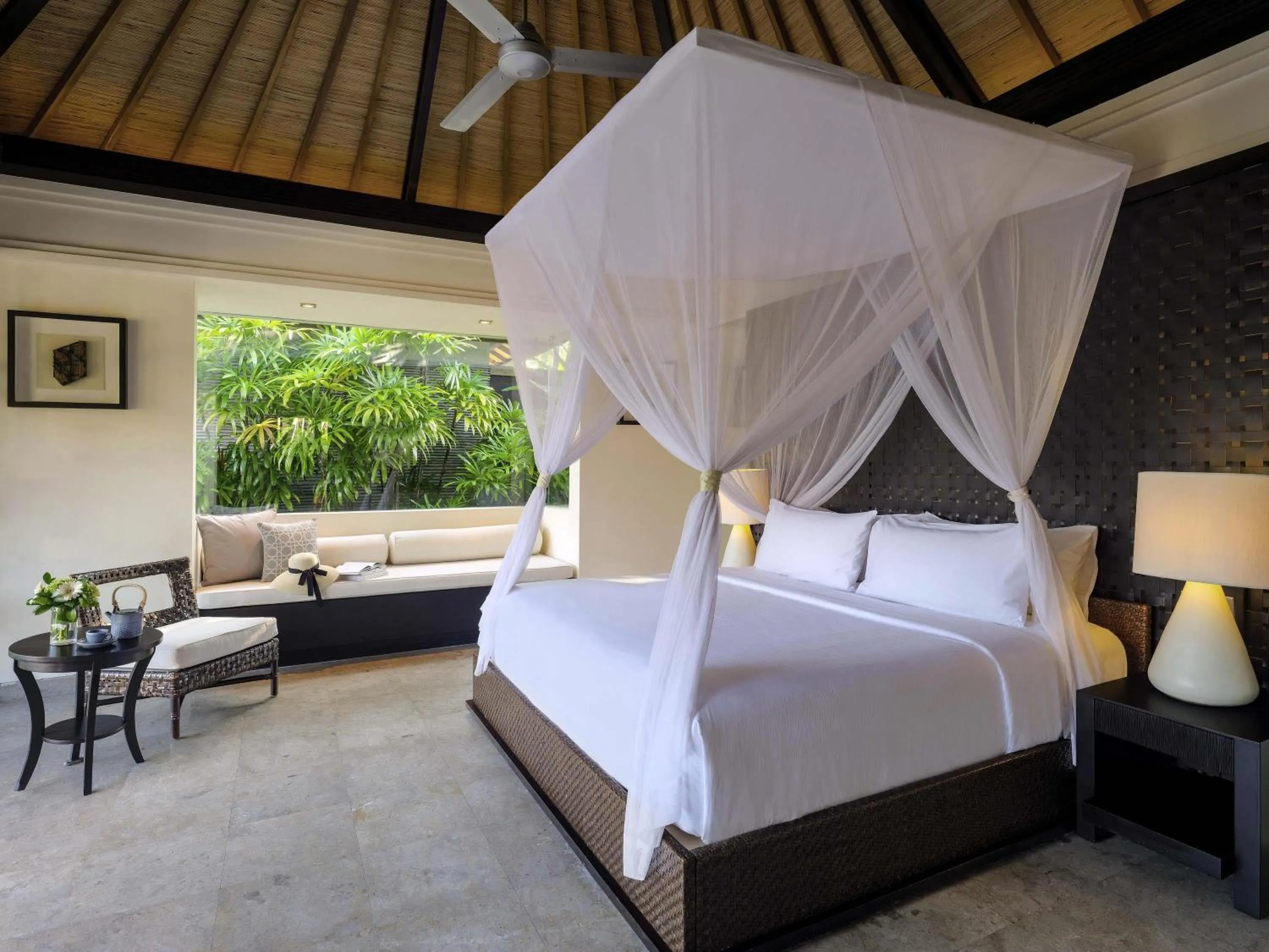 Bedroom, Bed in Peppers Seminyak