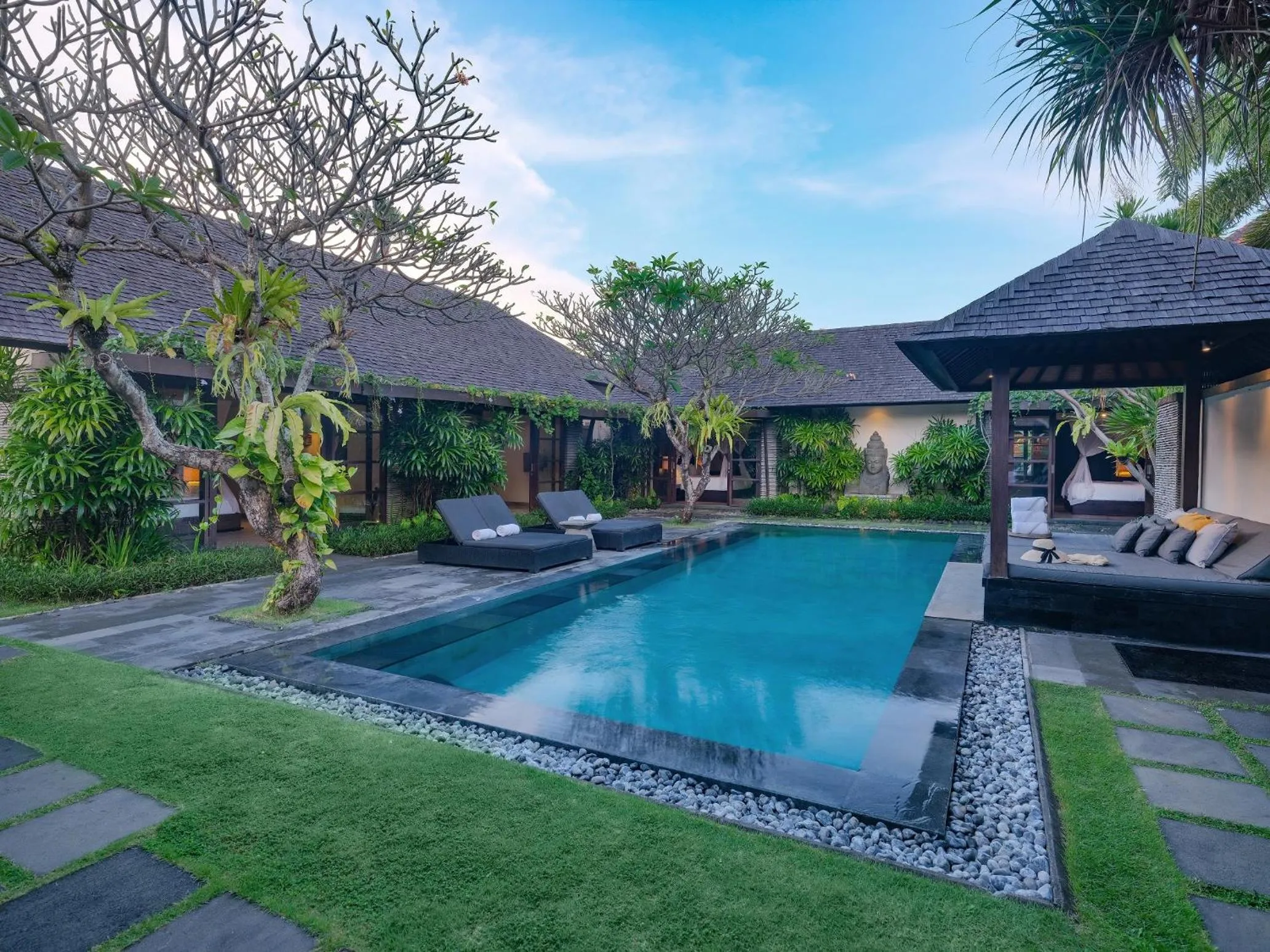 Swimming pool in Peppers Seminyak
