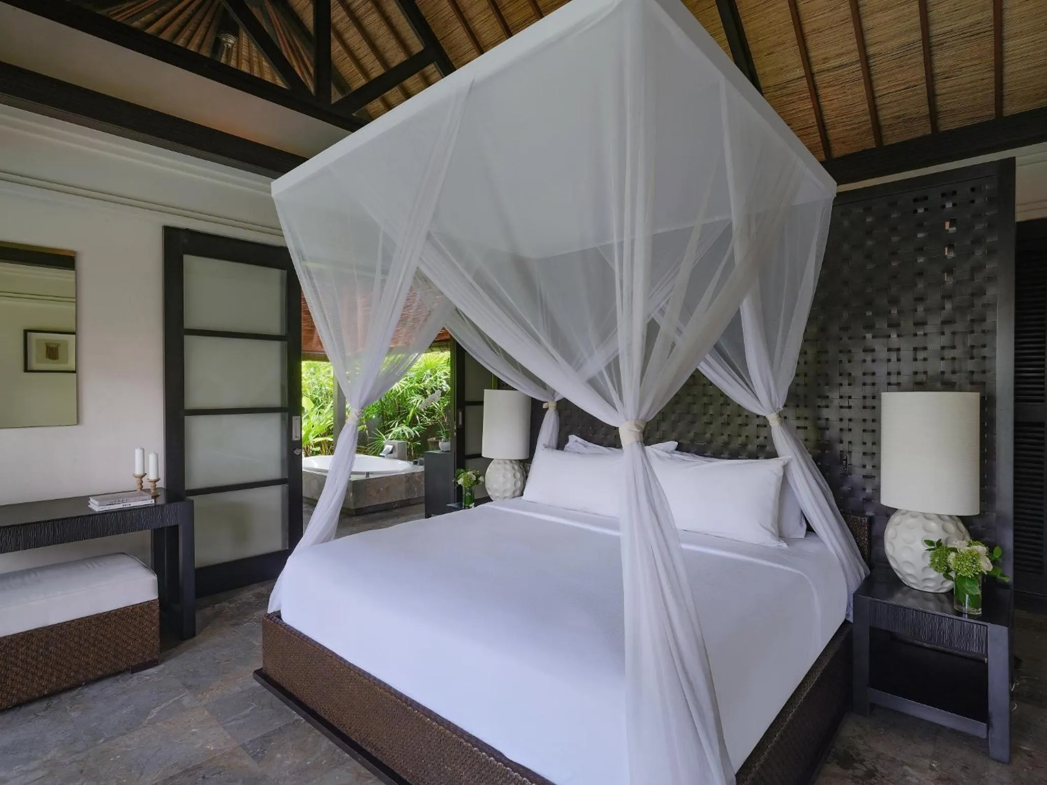 Bedroom, Bed in Peppers Seminyak