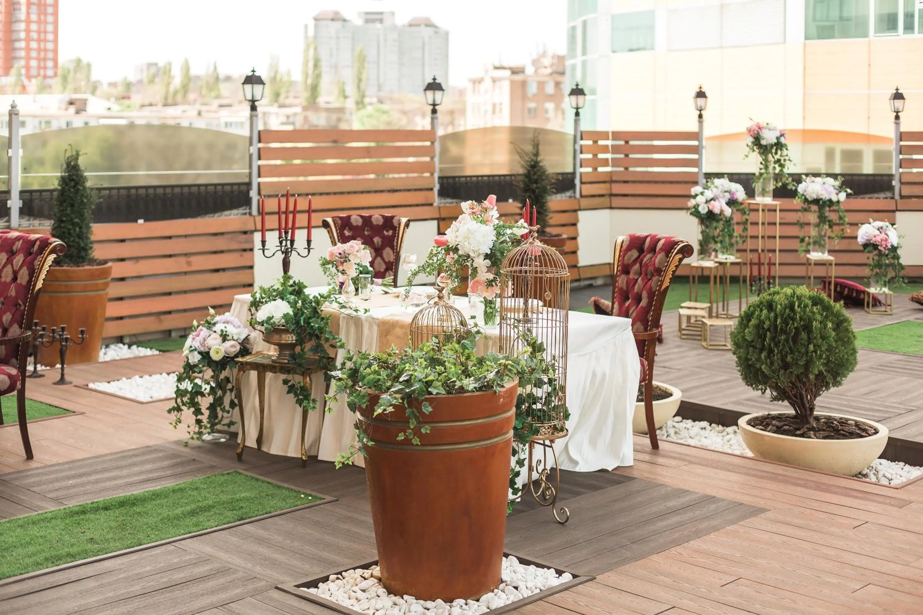 Restaurant/places to eat in Ark Palace Hotel & SPA