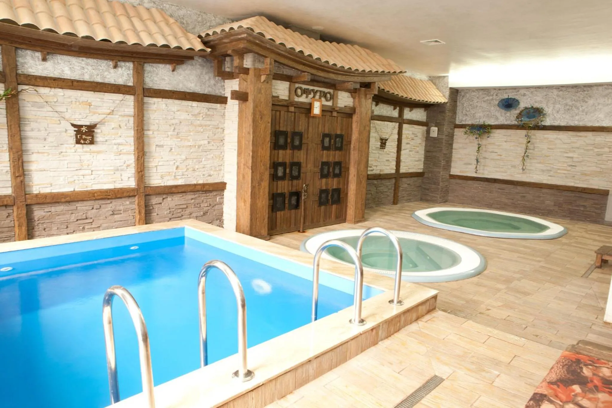 Activities in Ark Palace Hotel & SPA