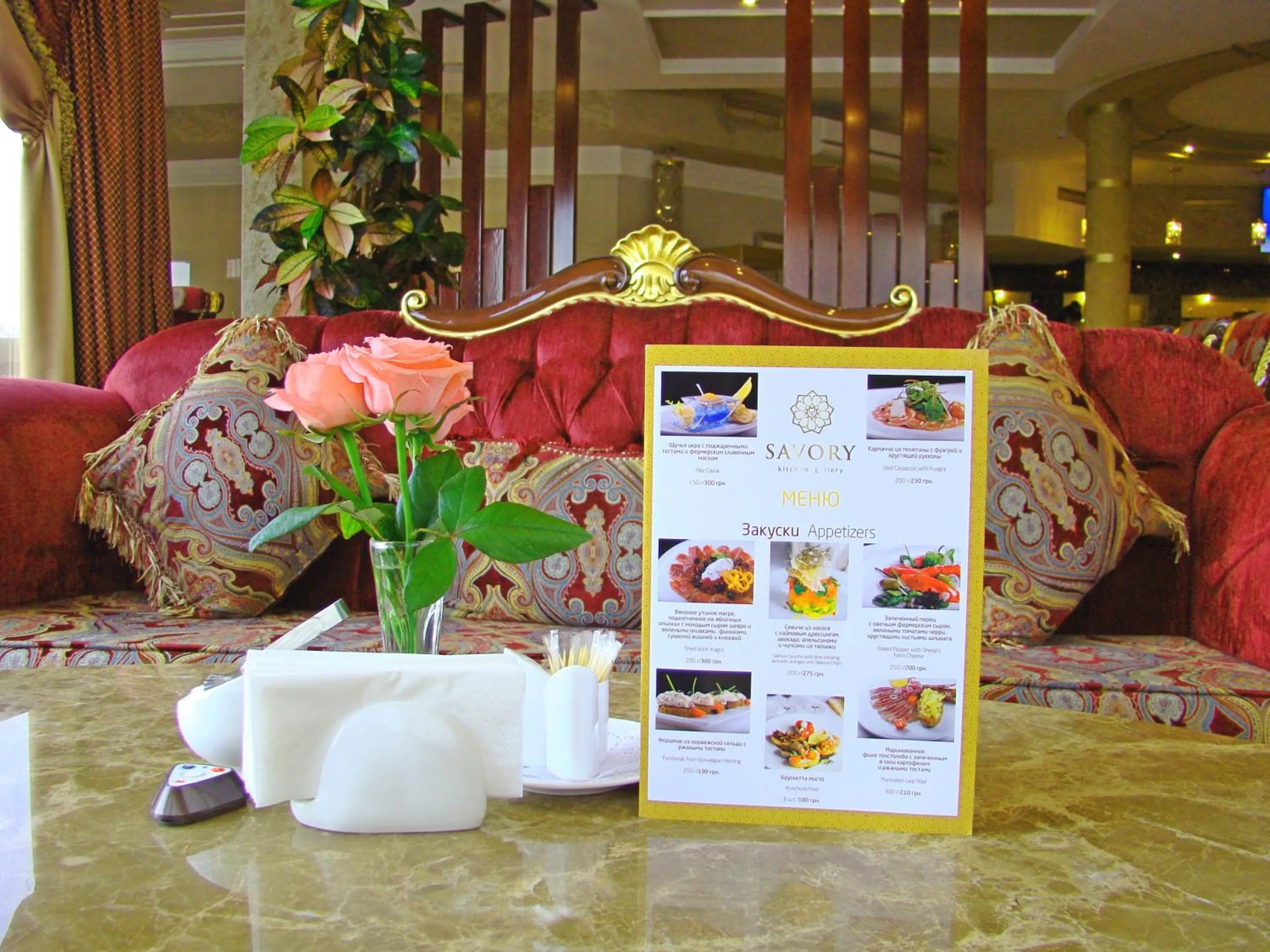 Restaurant/places to eat in Ark Palace Hotel & SPA