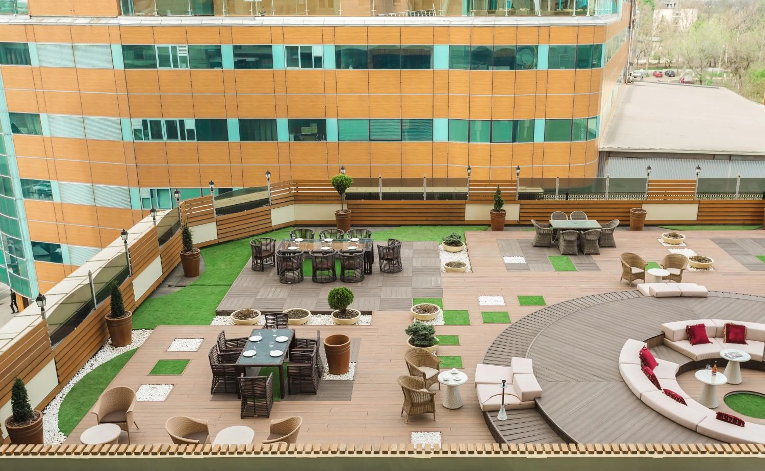 Restaurant/places to eat in Ark Palace Hotel & SPA