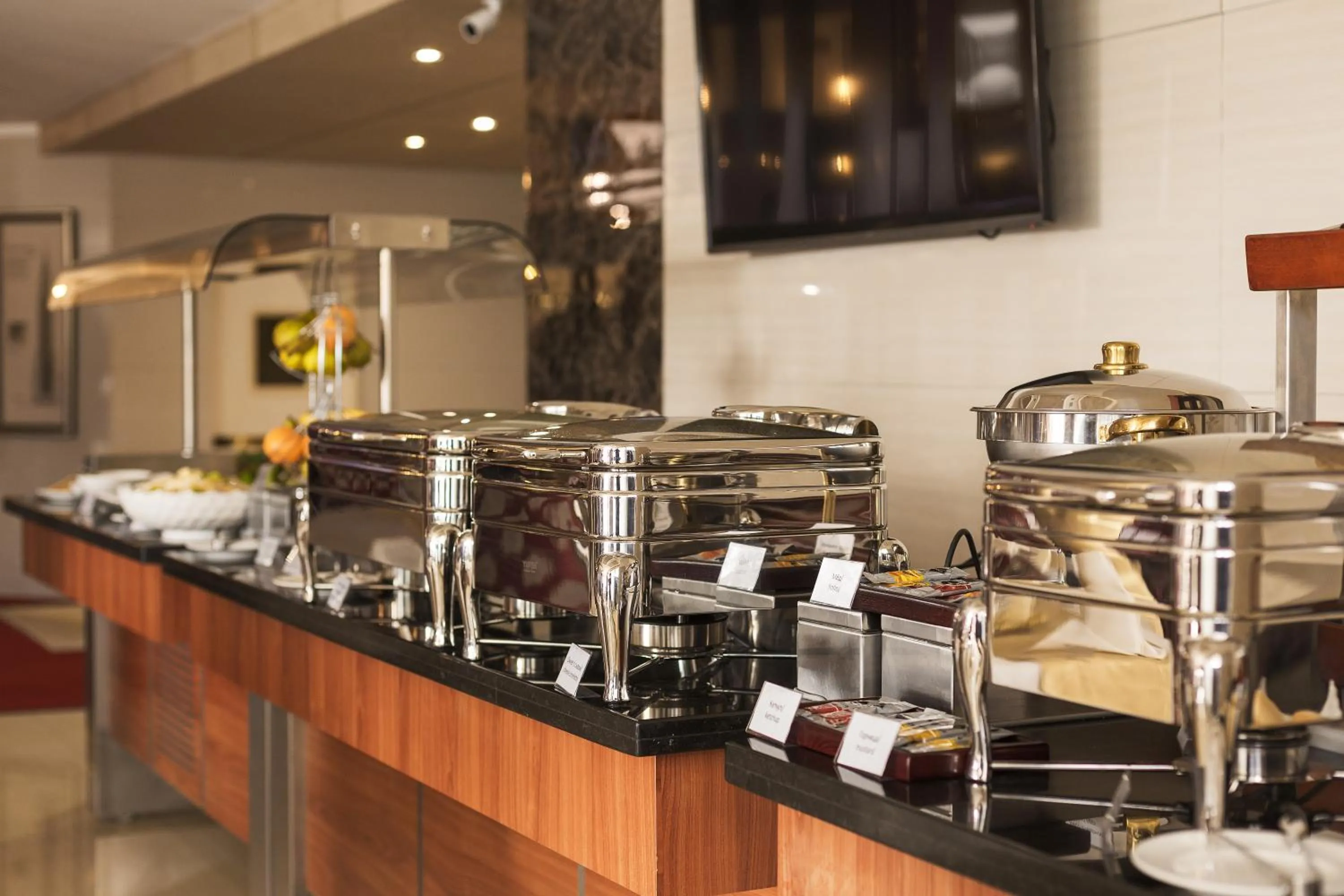 Restaurant/places to eat in Ark Palace Hotel & SPA