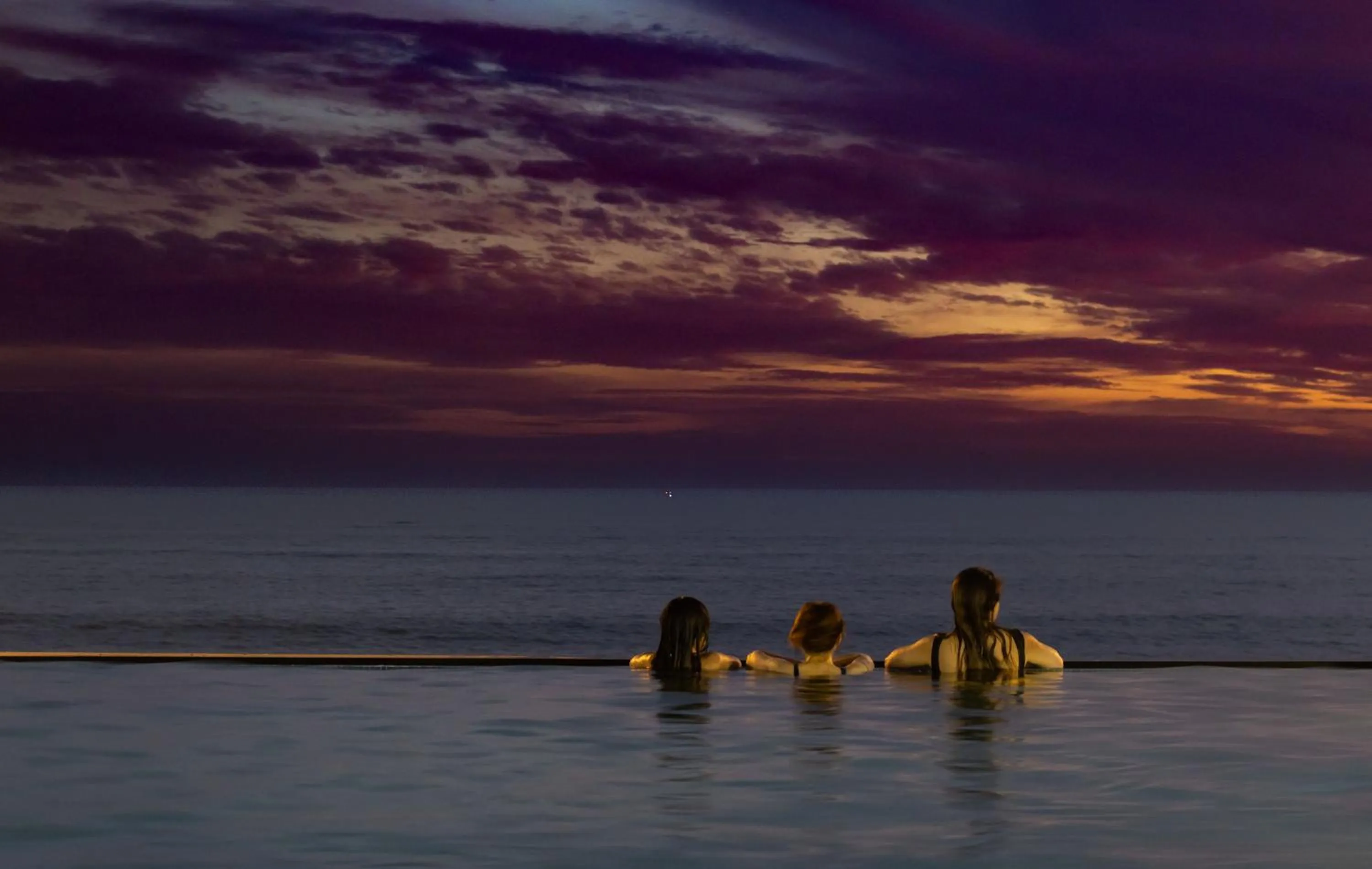 Coral Island Beach View Hotel