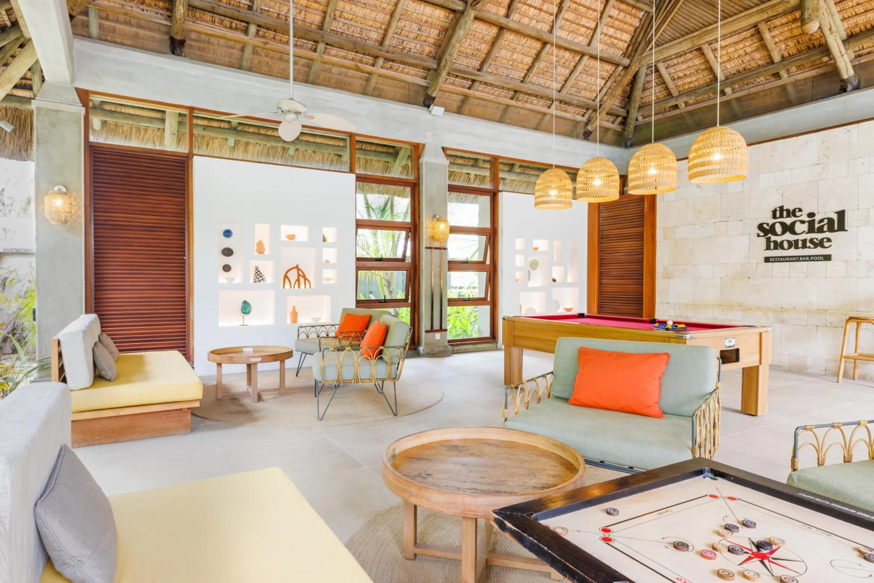 Game Room in Sunrise Attitude (Adults Only)