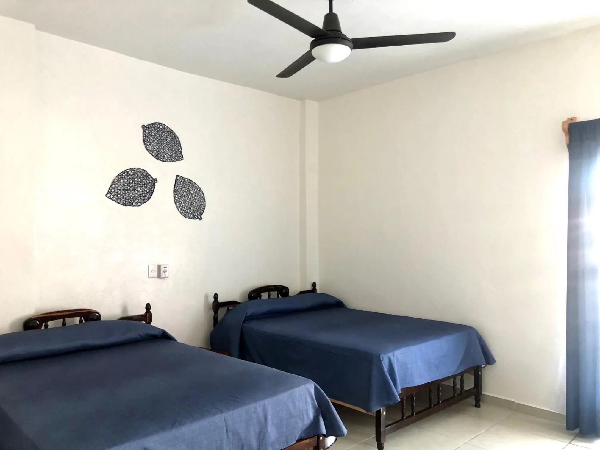 Photo of the whole room, Bed in Bungalows Las Hamacas