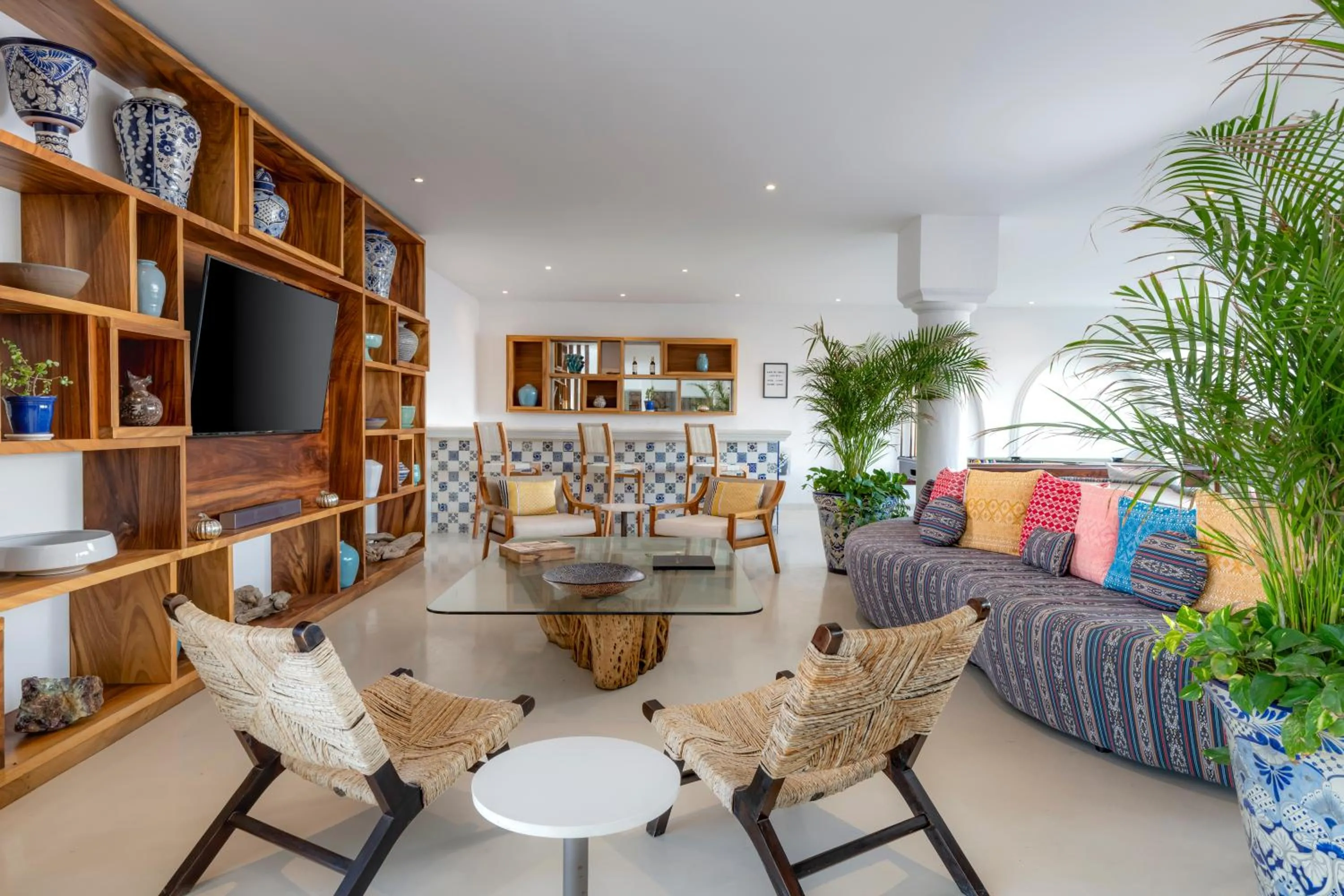 Communal lounge/ TV room in Mar del Cabo By Velas Resorts Adults Only
