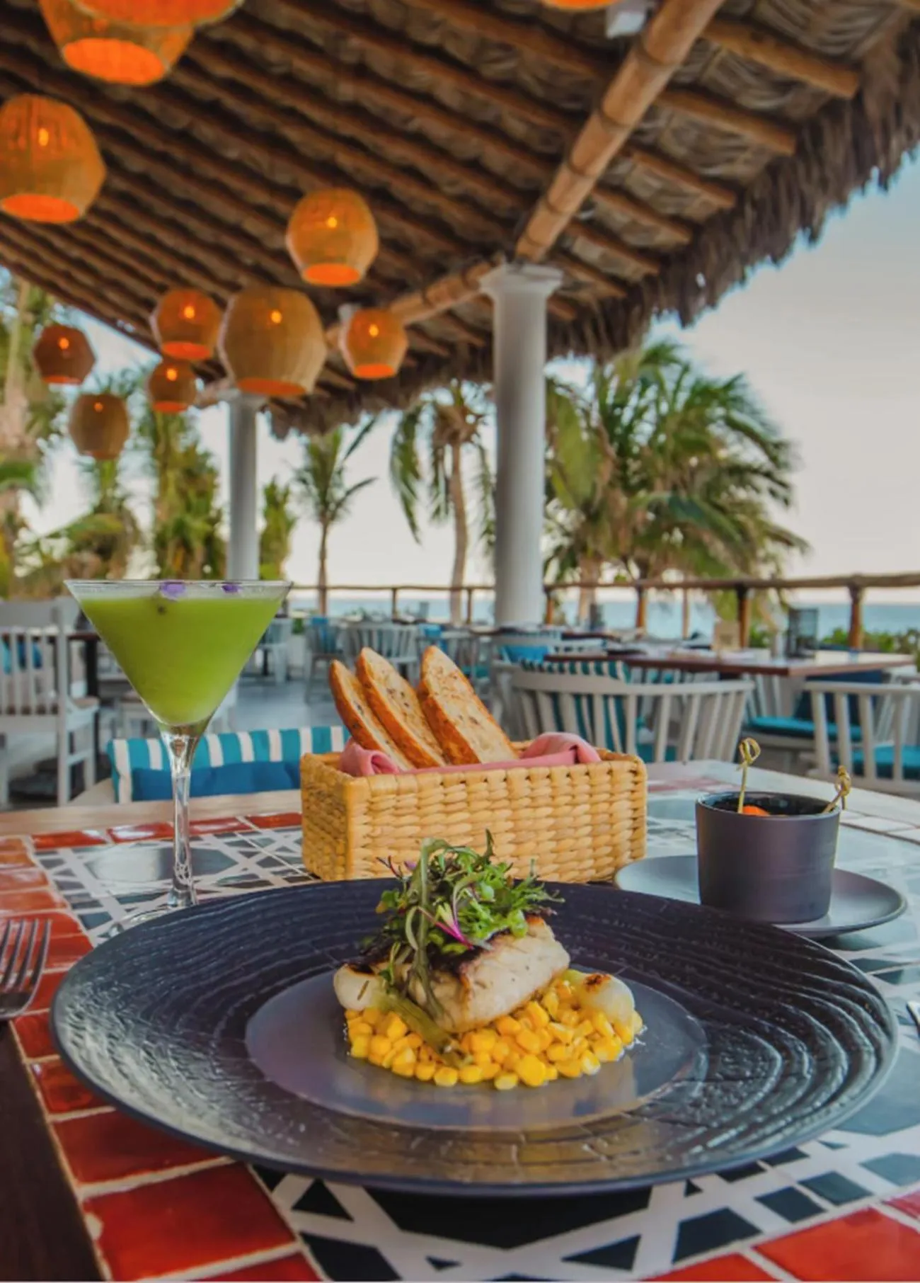 Food and drinks in Mar del Cabo By Velas Resorts Adults Only