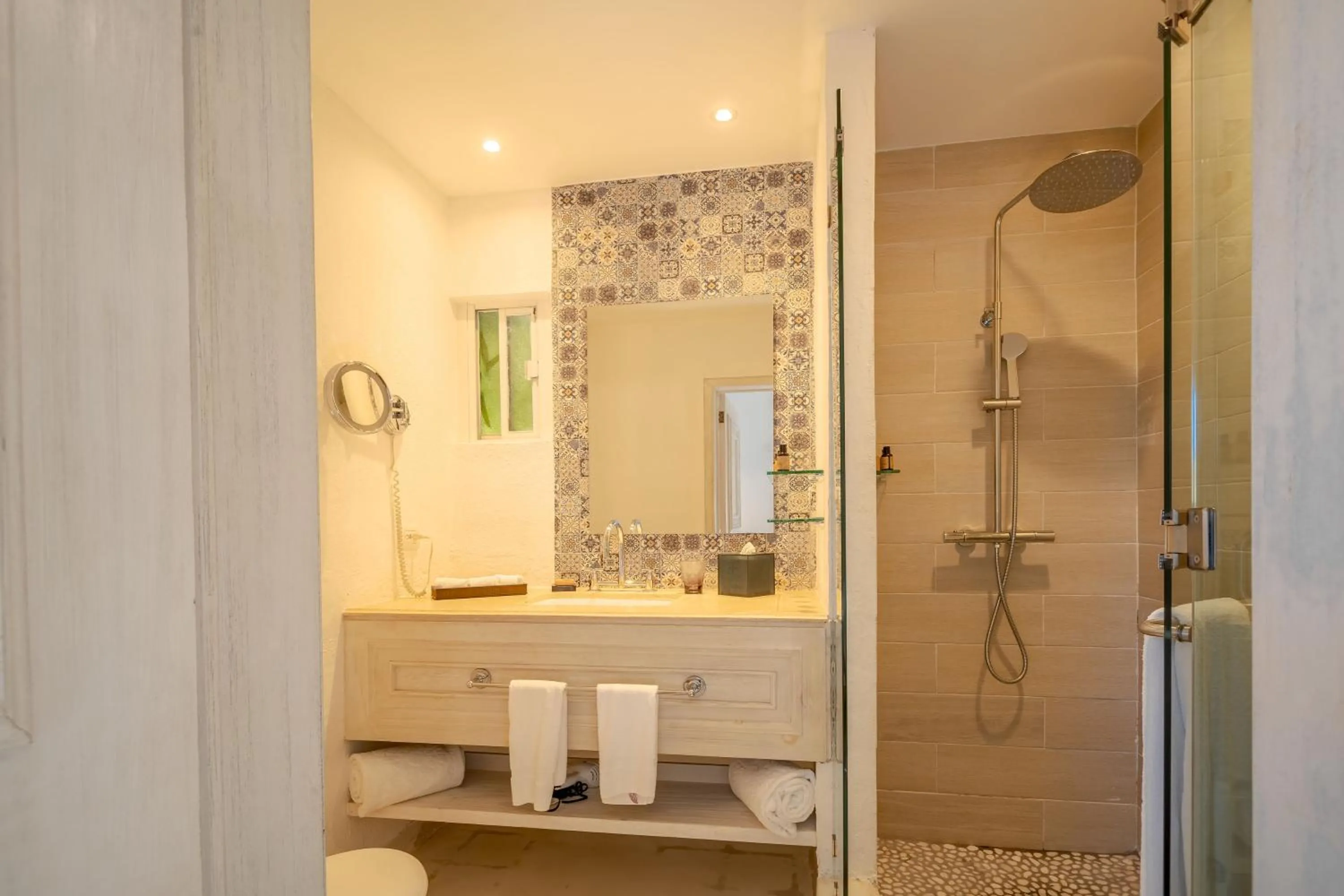Bathroom in Mar del Cabo By Velas Resorts Adults Only