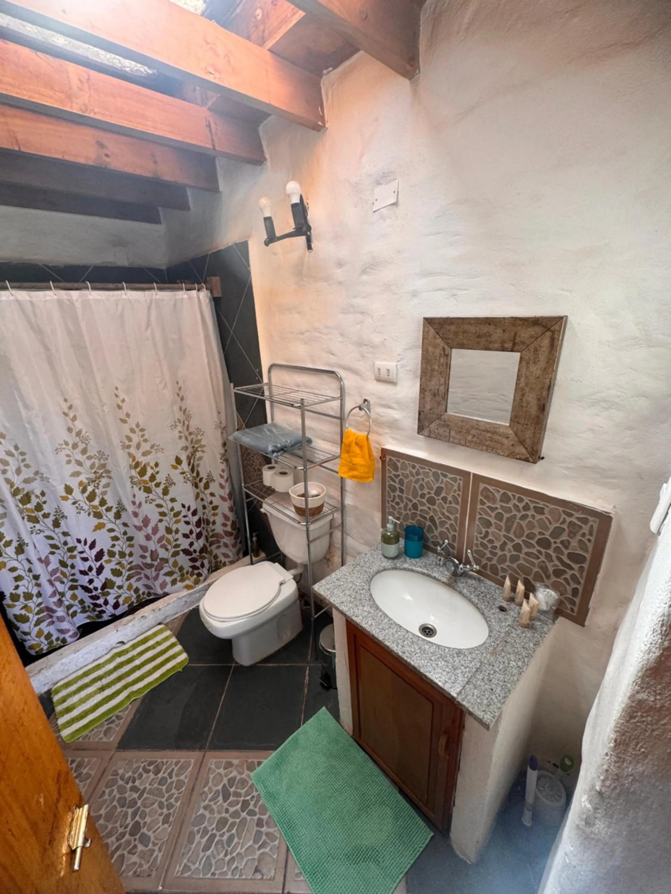 Bathroom in Atacama Lodge Rukazen Rústico