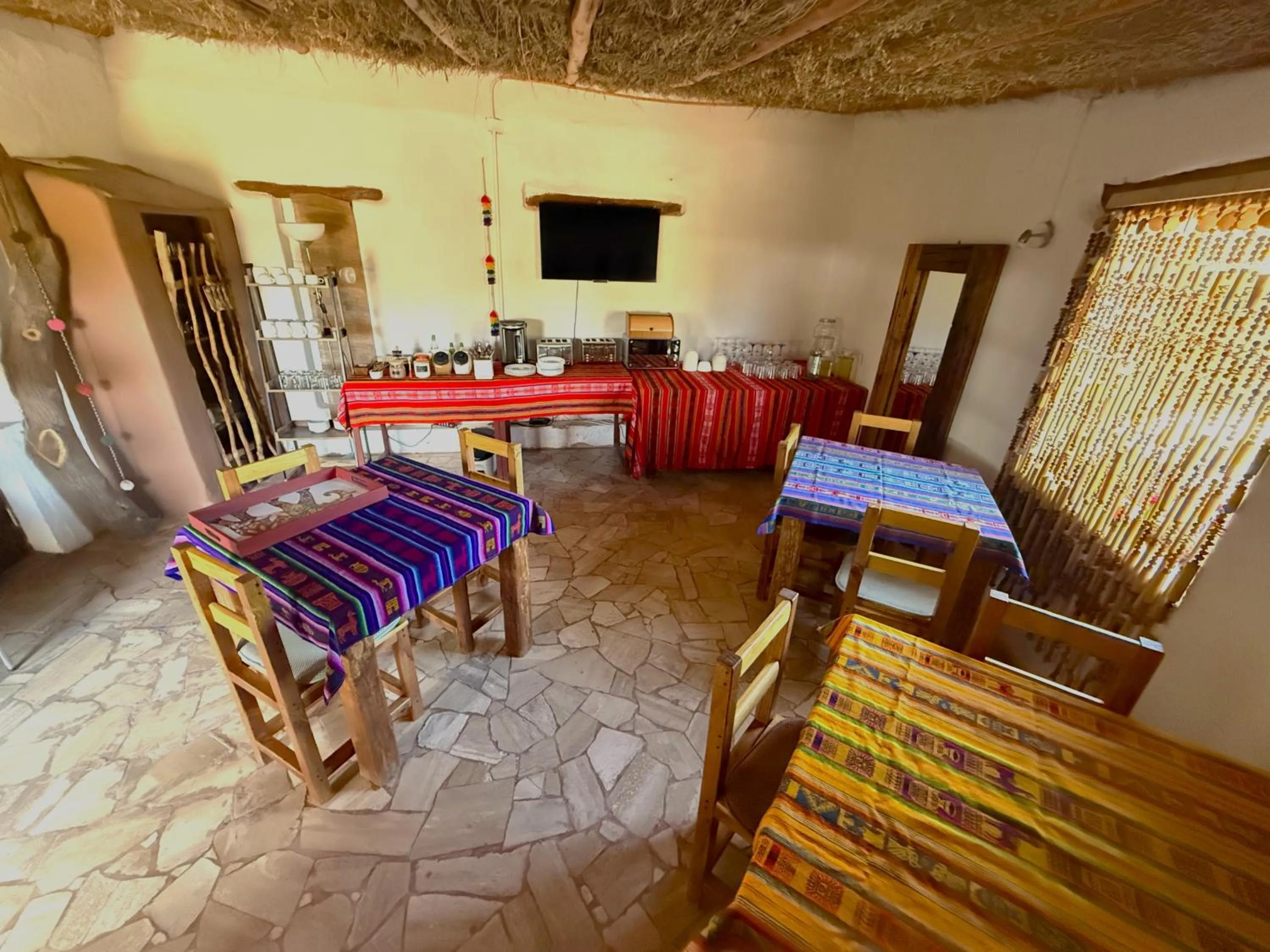 Dining area in Atacama Lodge Rukazen Rústico