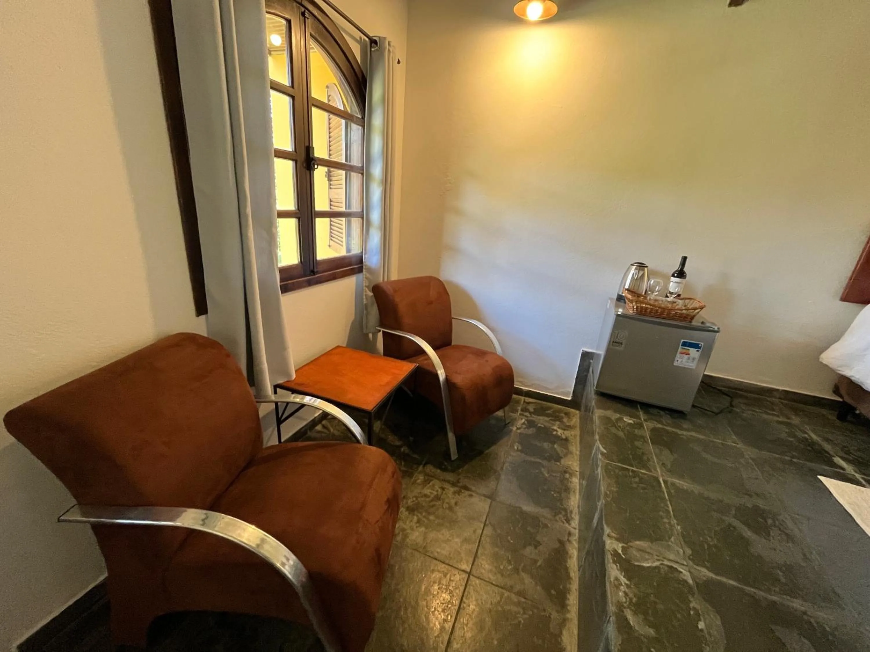 Seating area in Pousada Sonho Verde