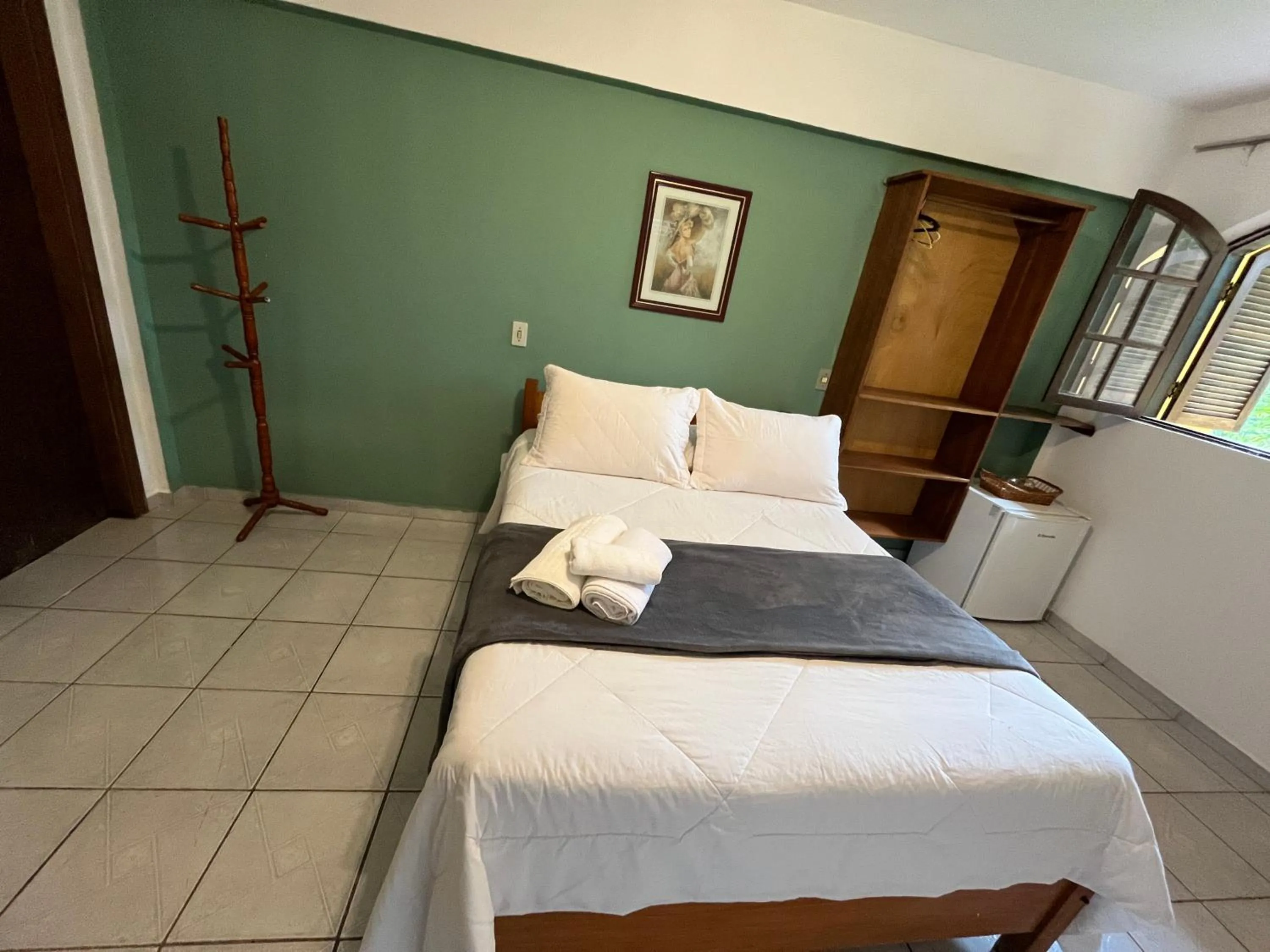 Photo of the whole room, Bed in Pousada Sonho Verde