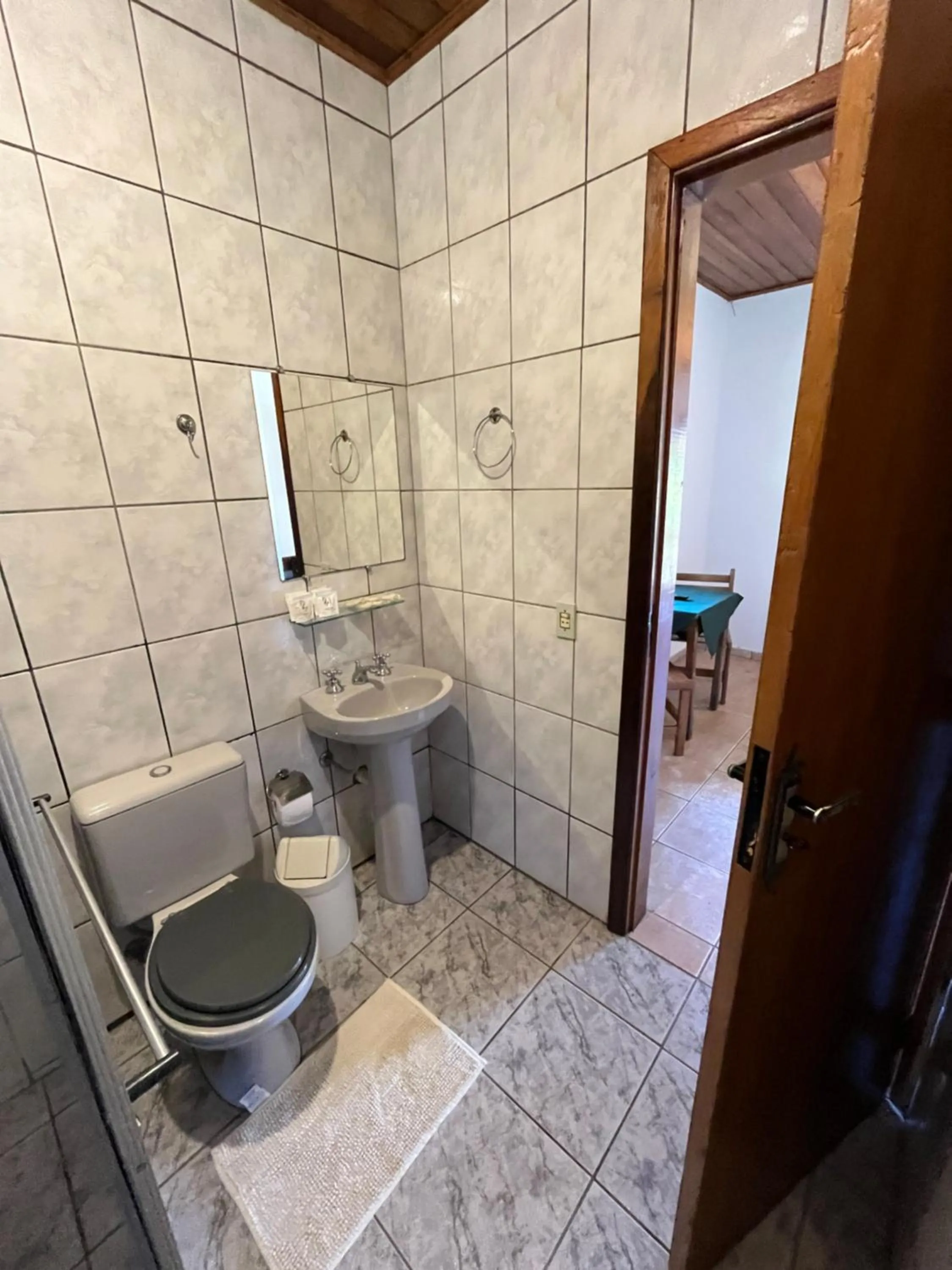 Shower in Pousada Sonho Verde