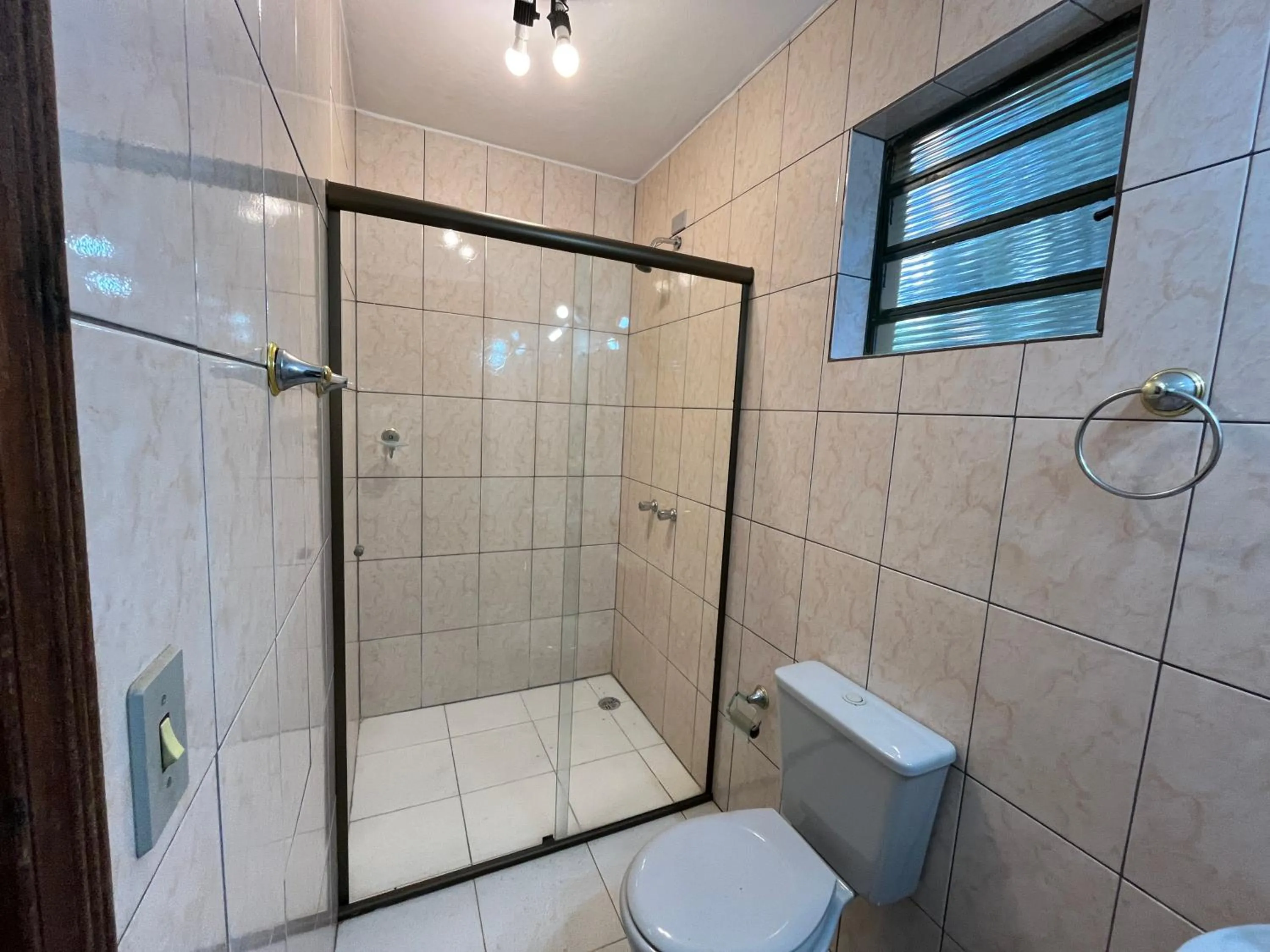 Shower in Pousada Sonho Verde