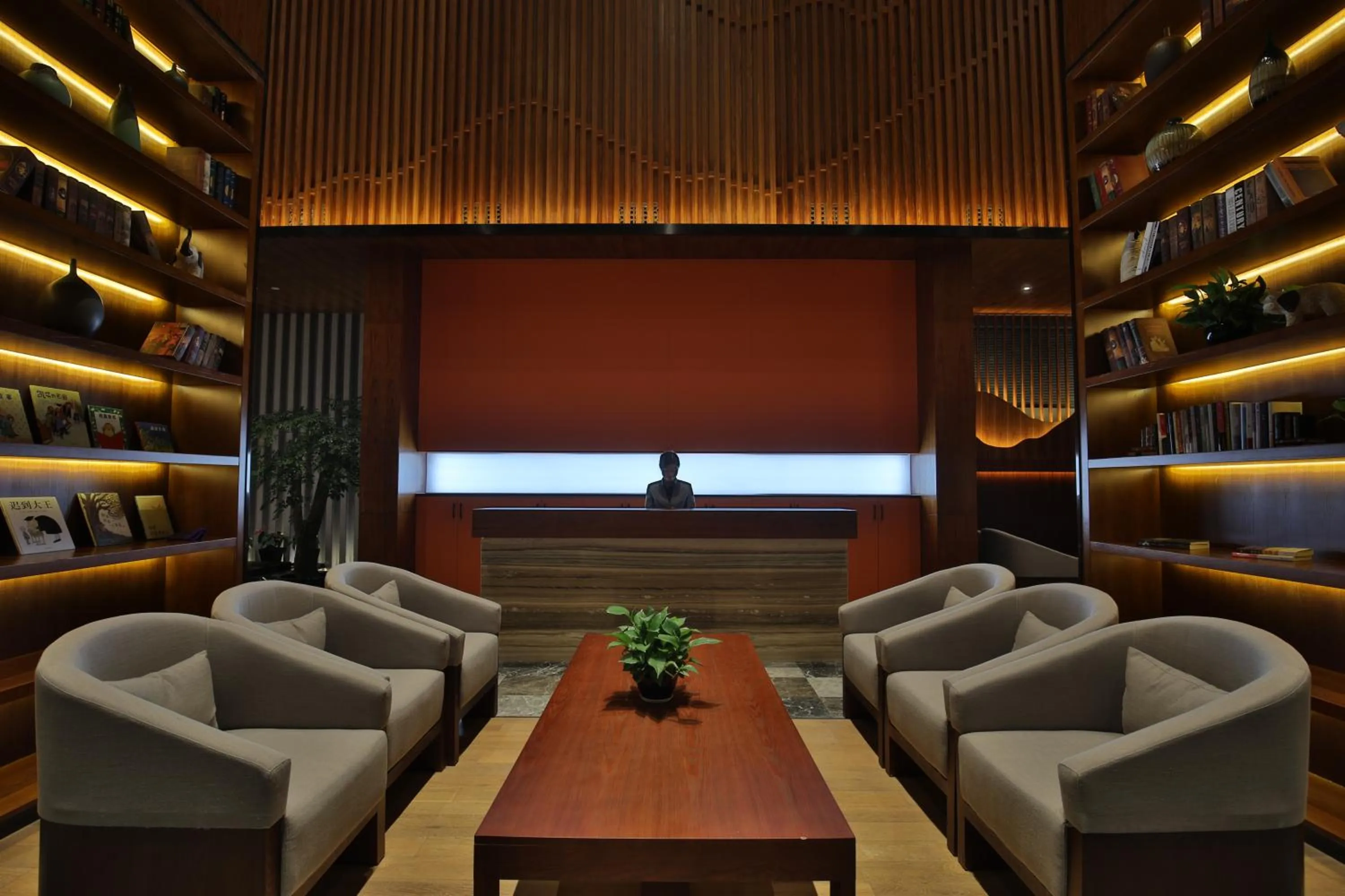 Seating area in SSAW Boutique Hotel Wenzhou Jiushan Lake